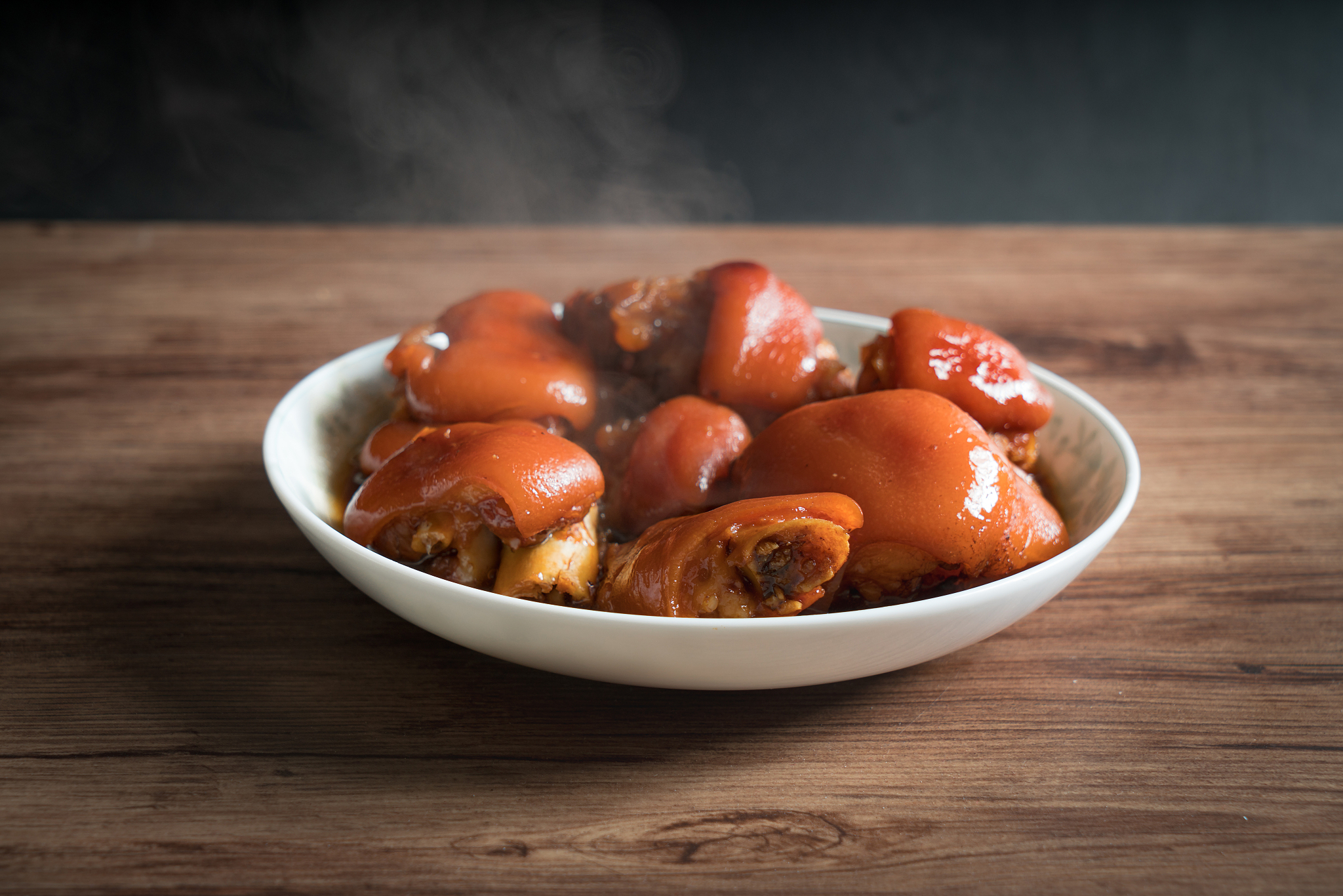 描述红烧猪蹄好吃的话术