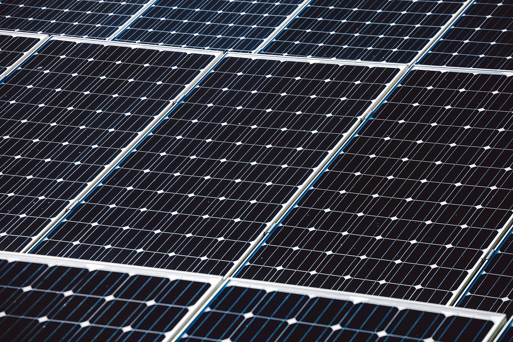 黑色美学光伏组件市场分析