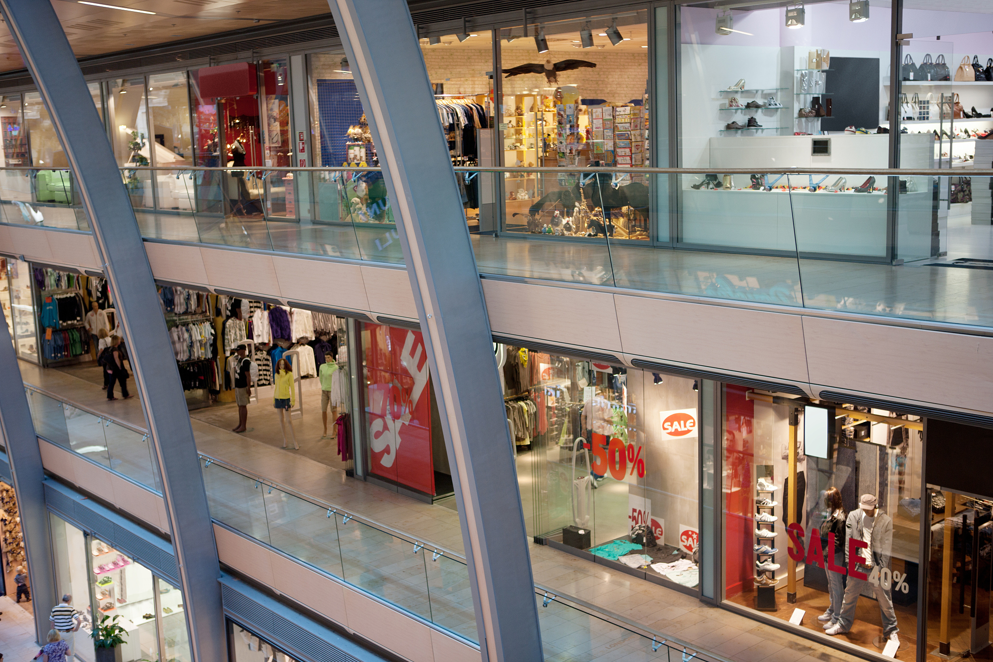 multistorey shopping center