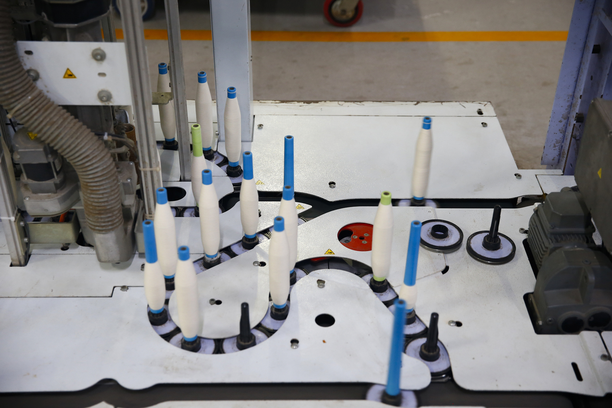 导电横梁包铅：应用、优势和注意事项