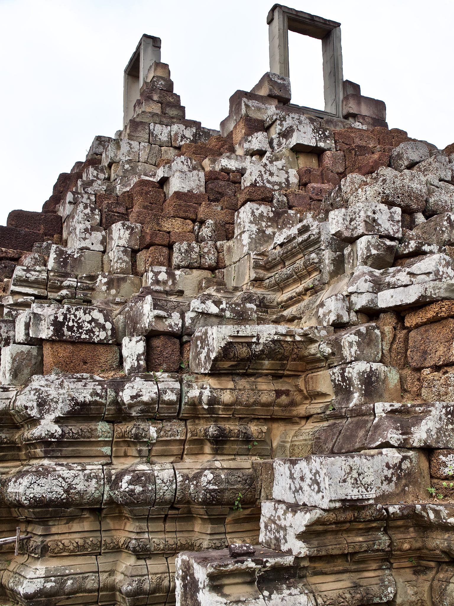 architecture of ancient temple complex angkor, siem reap