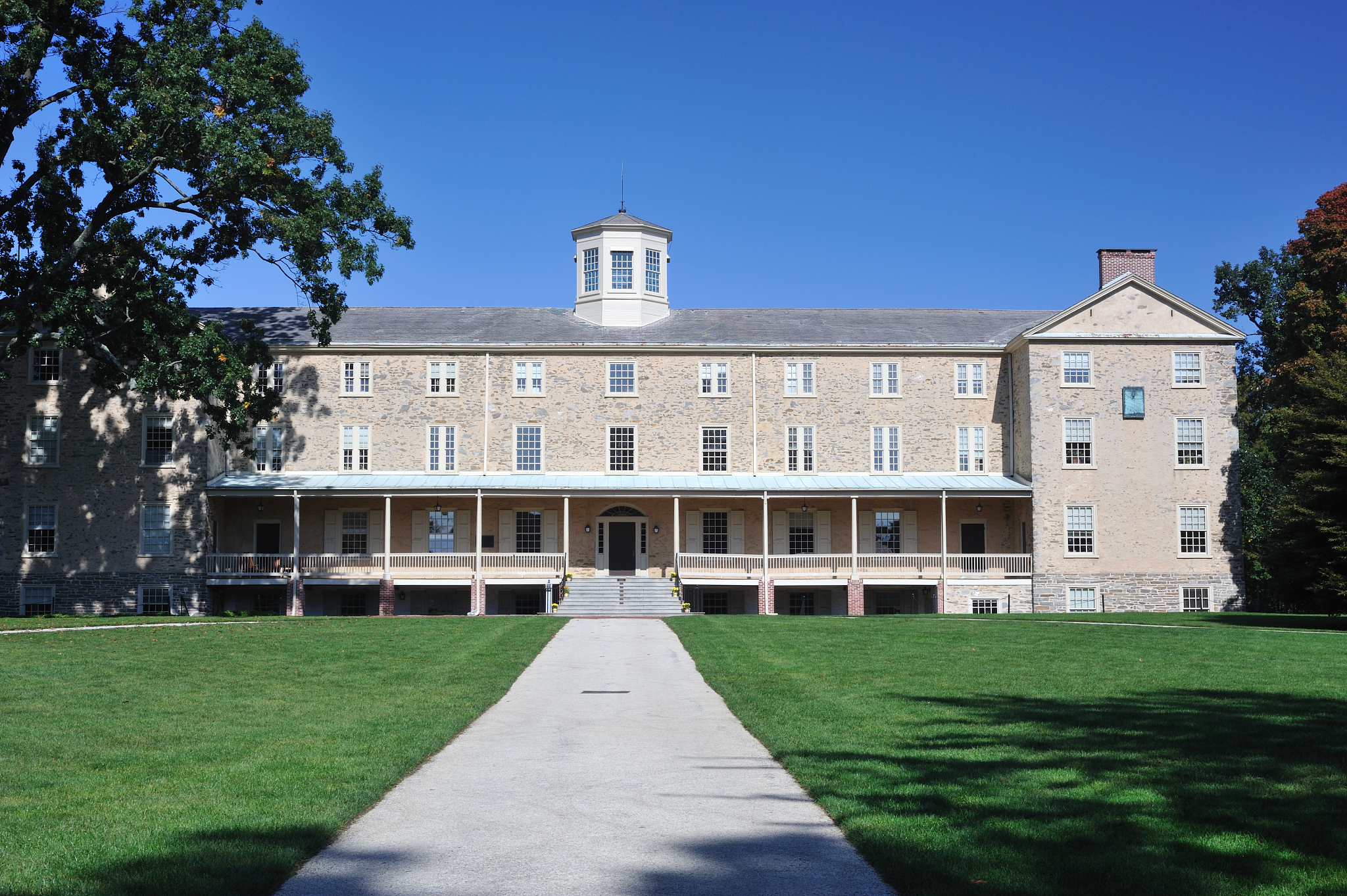 founder hall in haverford college