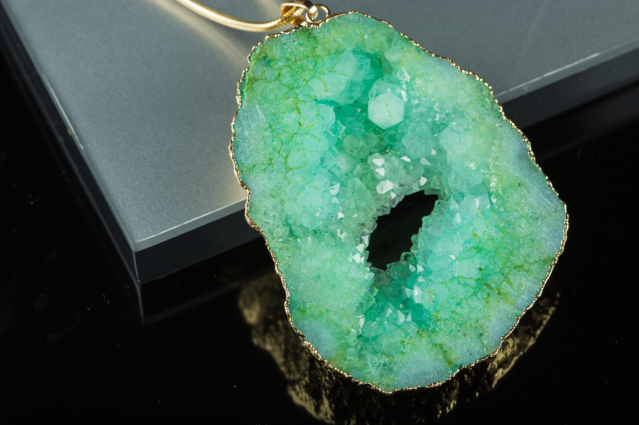 green gem necklace