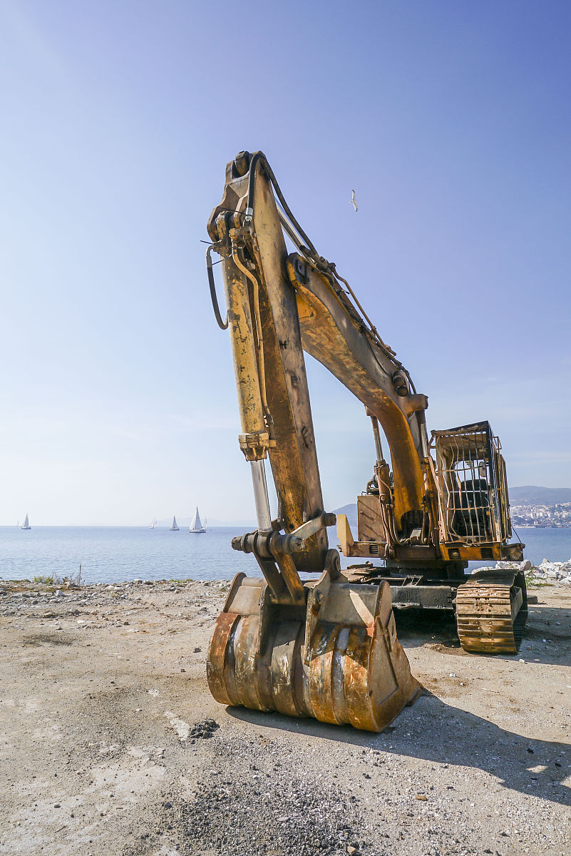 兰州弗兰克现代挖掘机：性能卓越，应用广泛