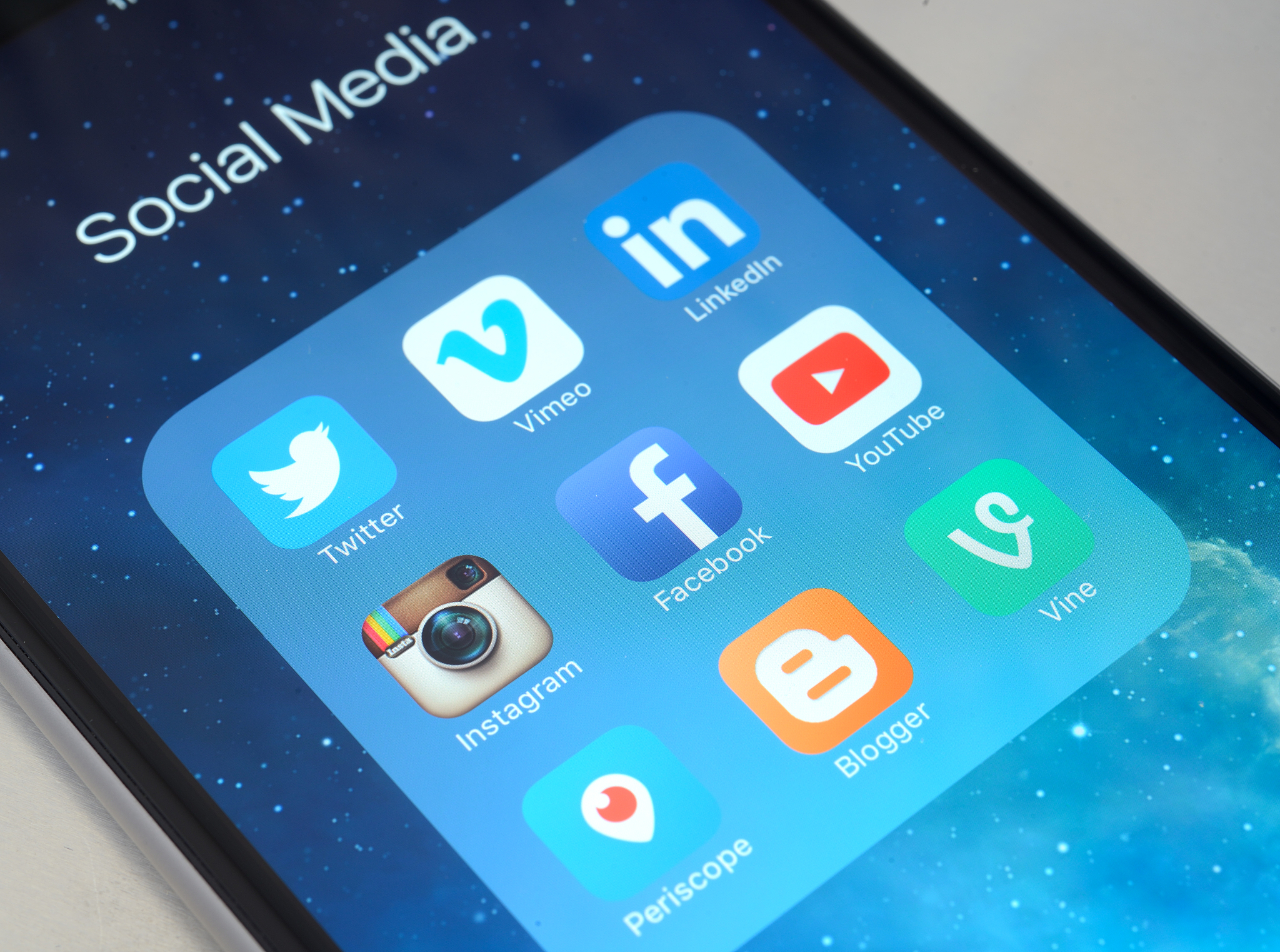 安卓手机下载Google Play商店的网址