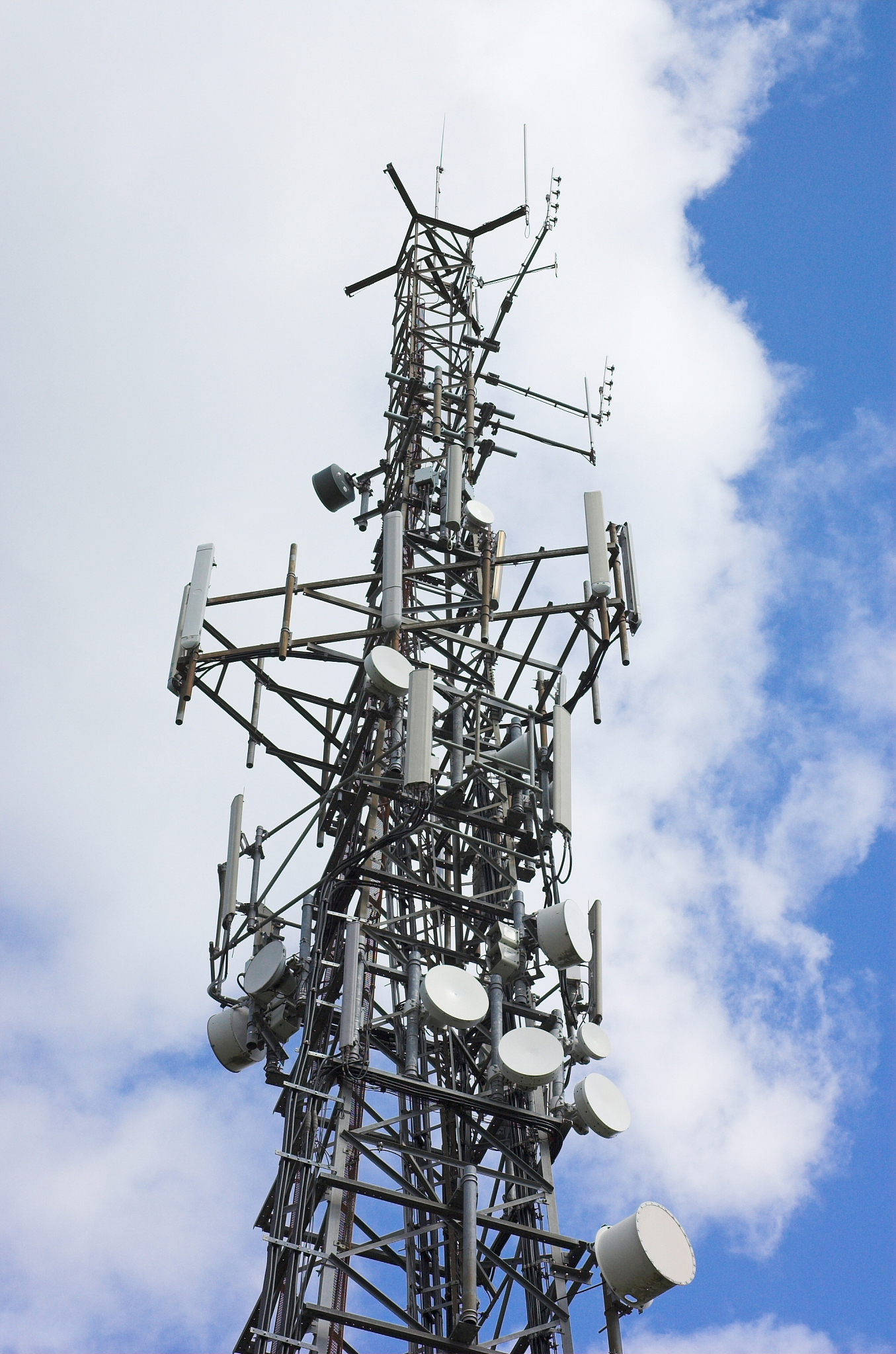 洛阳铁路信息工程学校通信系统工程安装与维护专业介绍