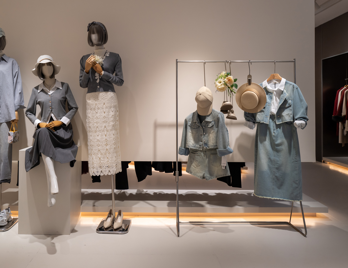 服装陈列与展示设计专业发展前景：机遇与挑战并存