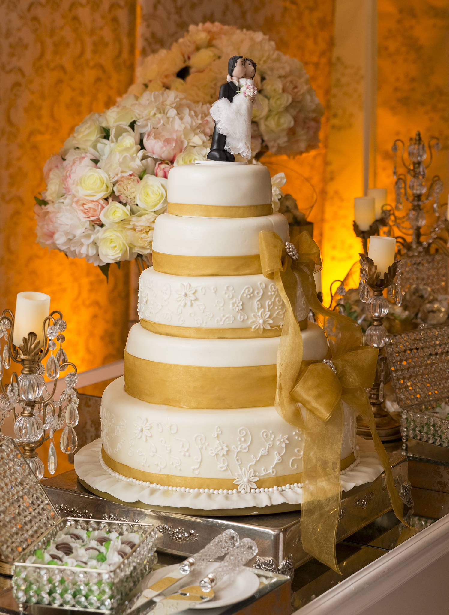 4寸蛋糕够几个人吃？ - 详细解析与选择建议