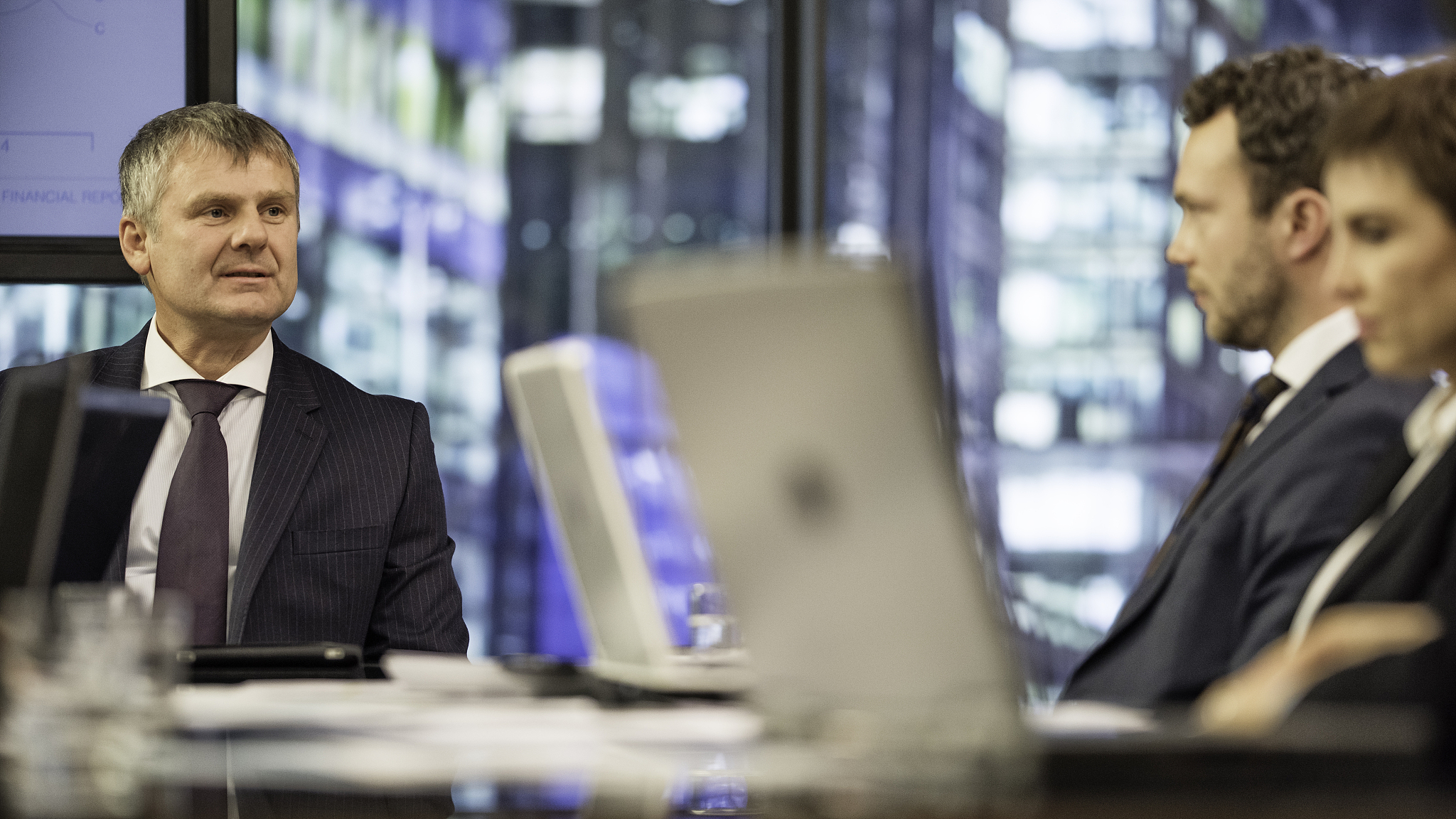 一个部门有两个主管两个副主管怎么命名？请推荐10个组合