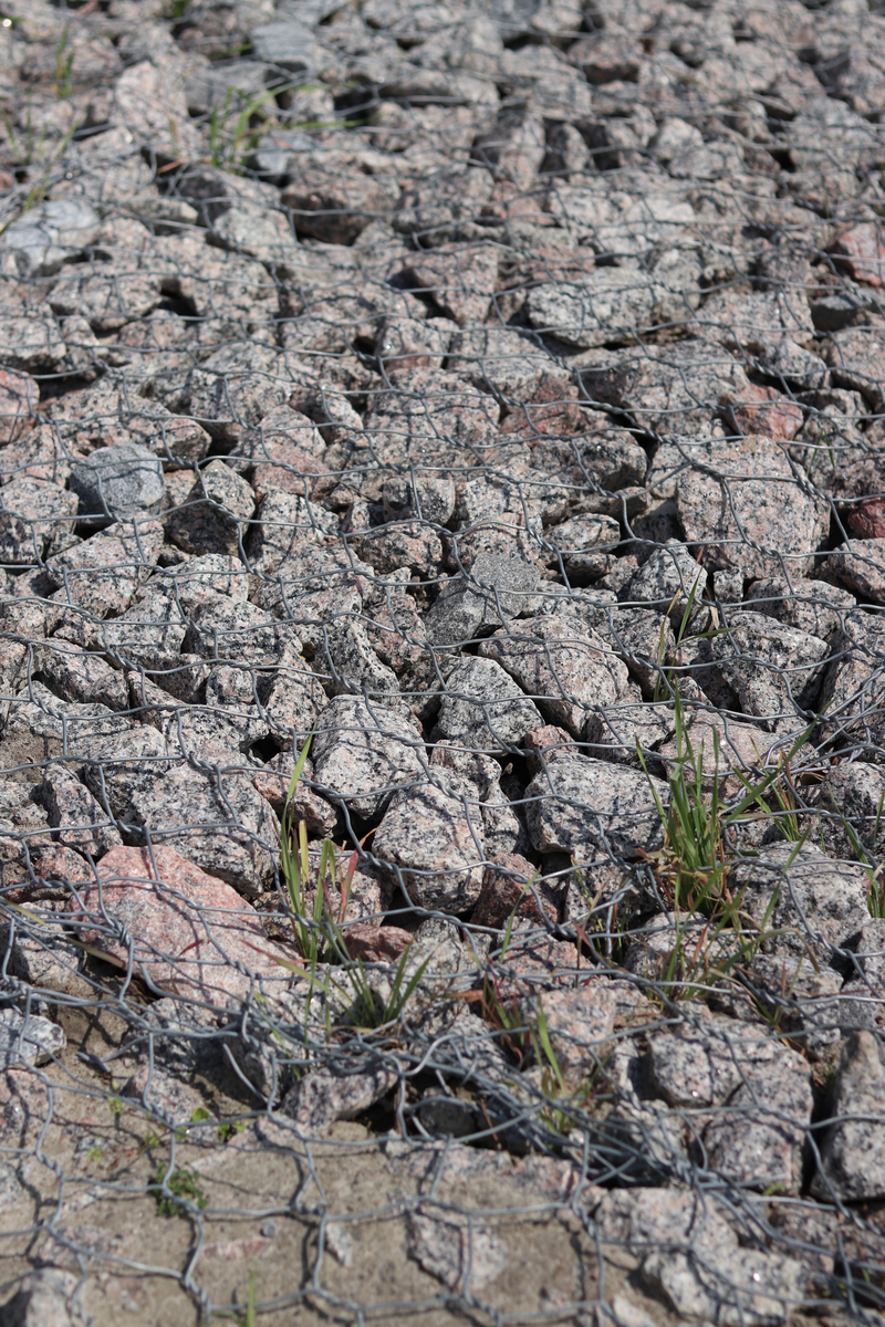 裂缝是高阻吗？ - 解开岩石和土壤渗透的误区