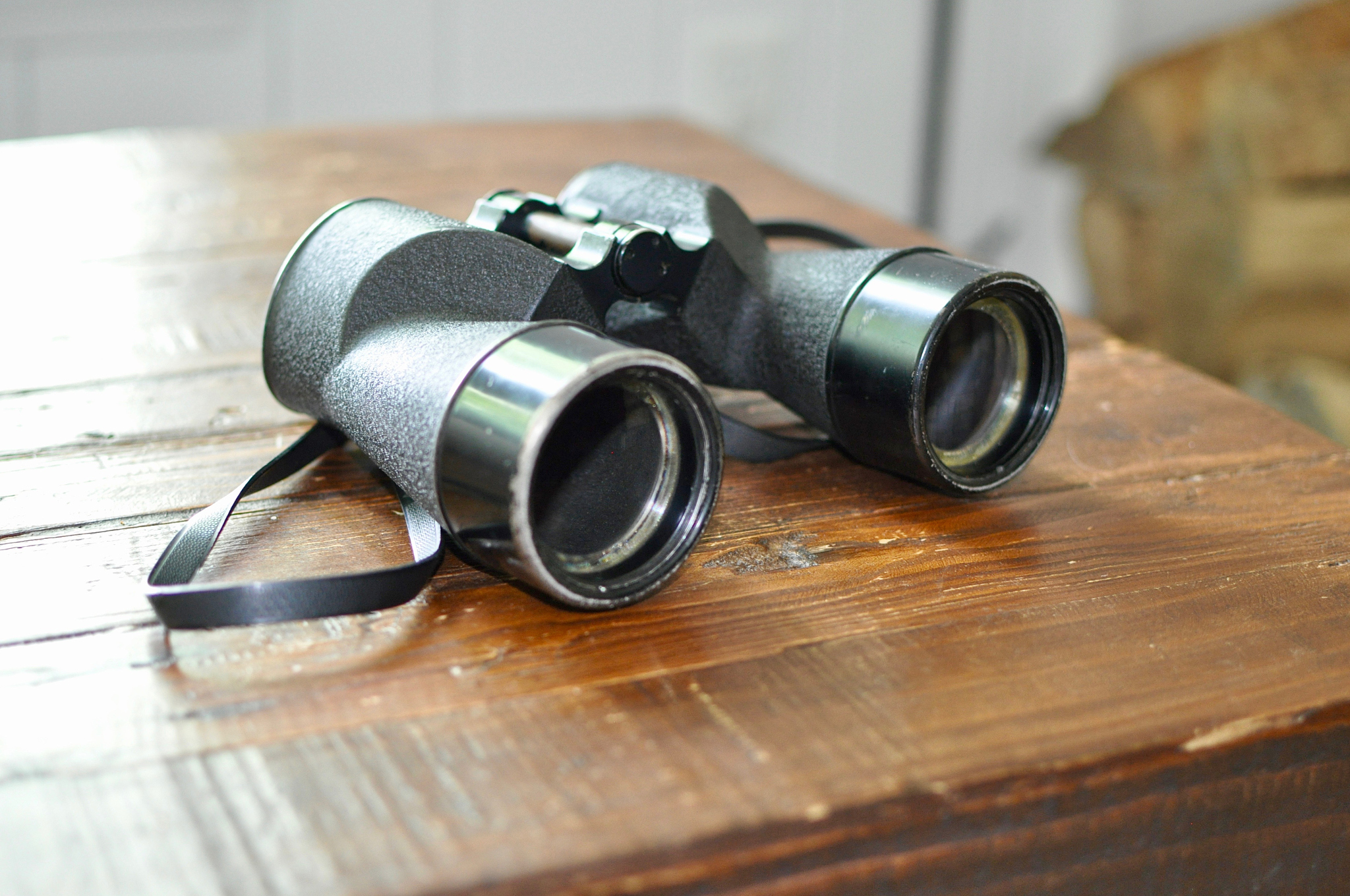 binoculars