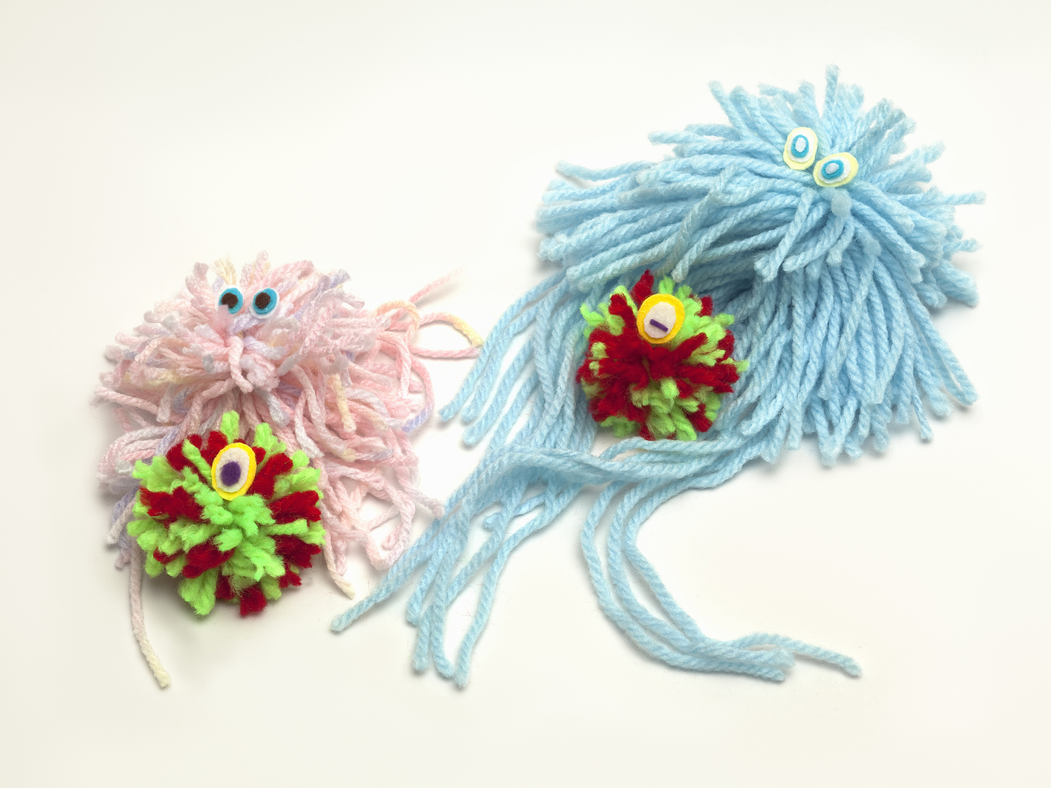 丝袜扎花的铁丝能用钩织毛线玩偶吗回答加拓展。