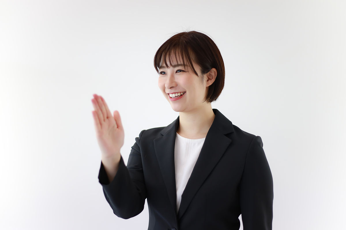 日语夸赞女生：10句常用表达，让你脱颖而出！