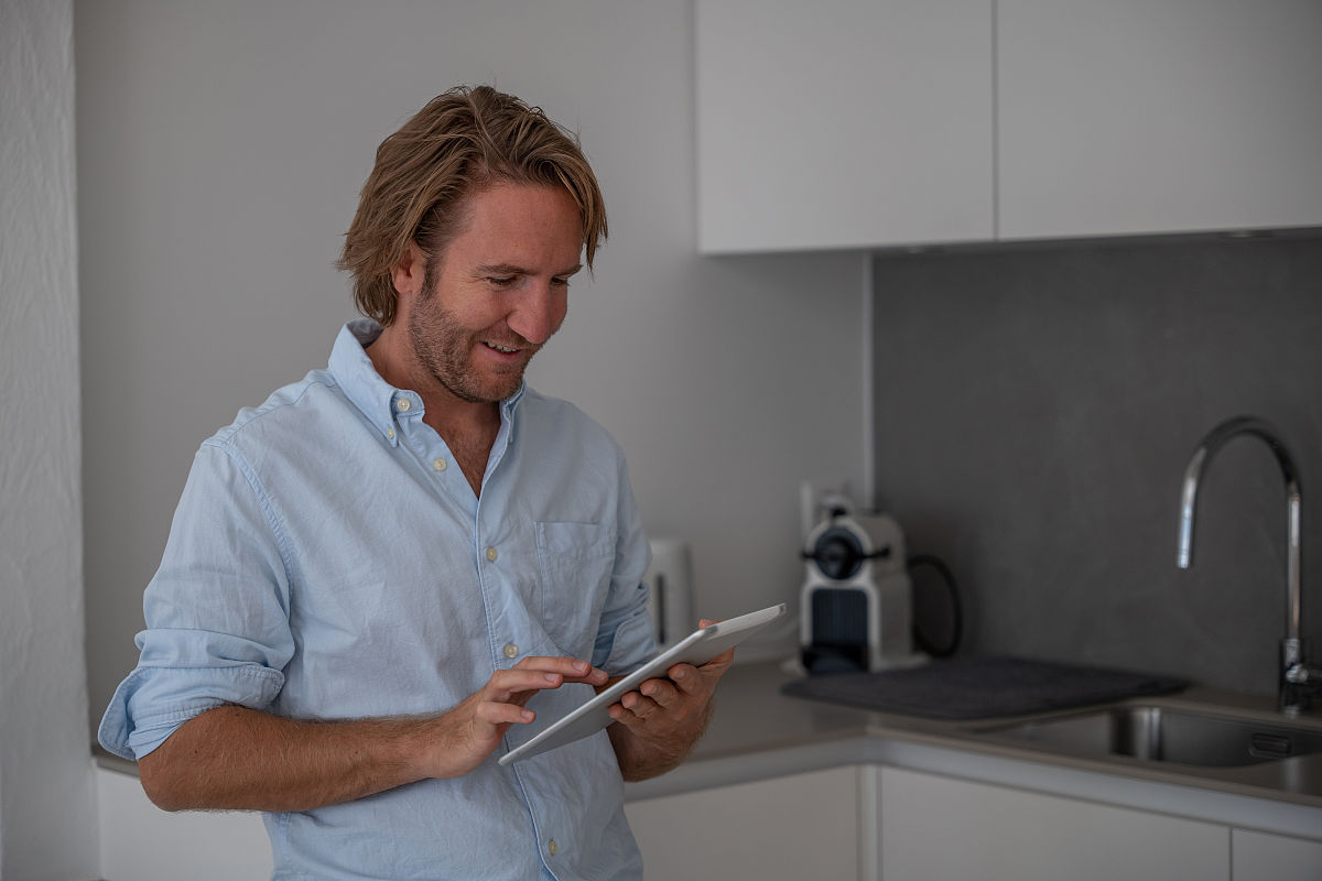 三好学生推荐：小明，尽职尽责的班长
