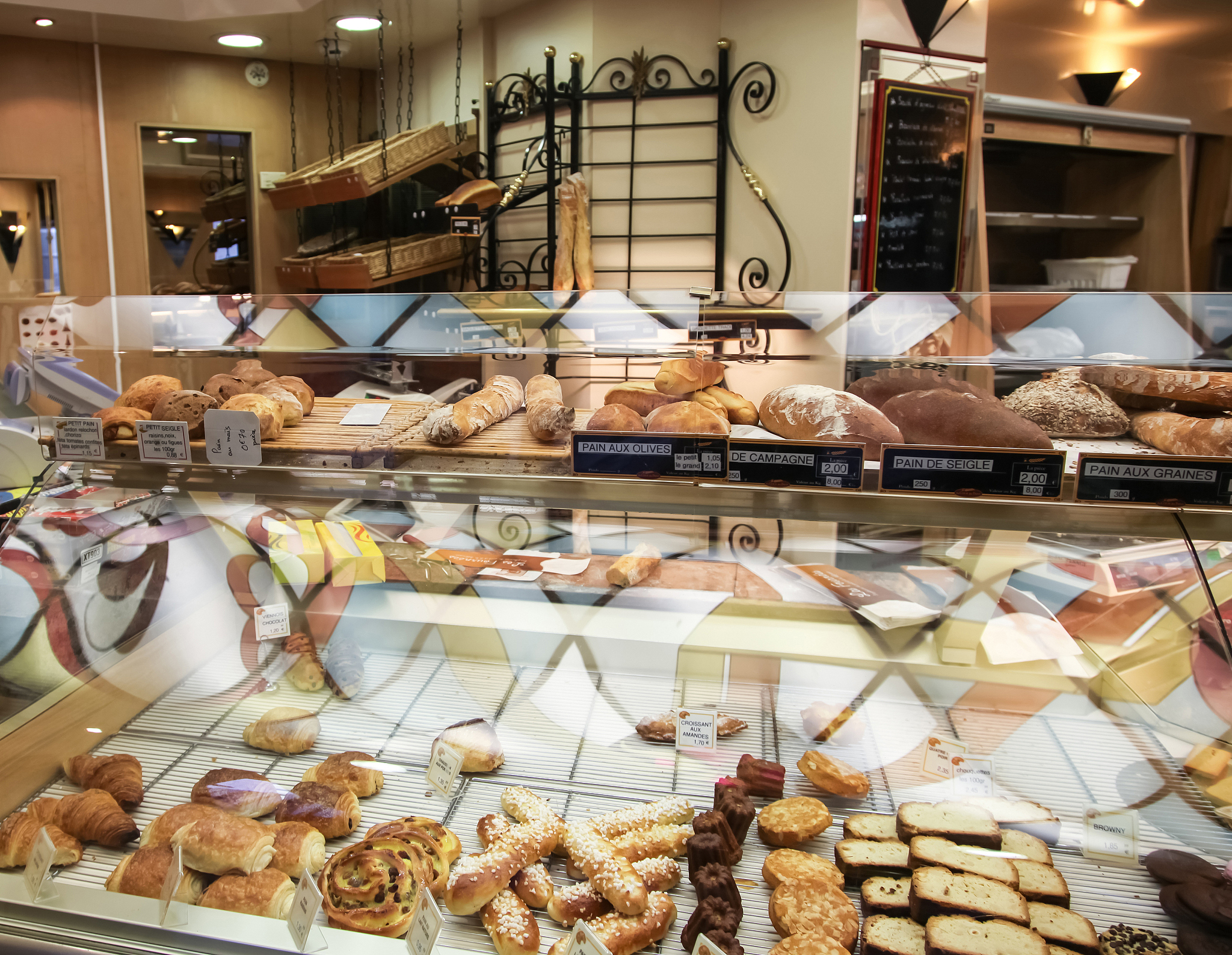 showcase at the french bakery in paris