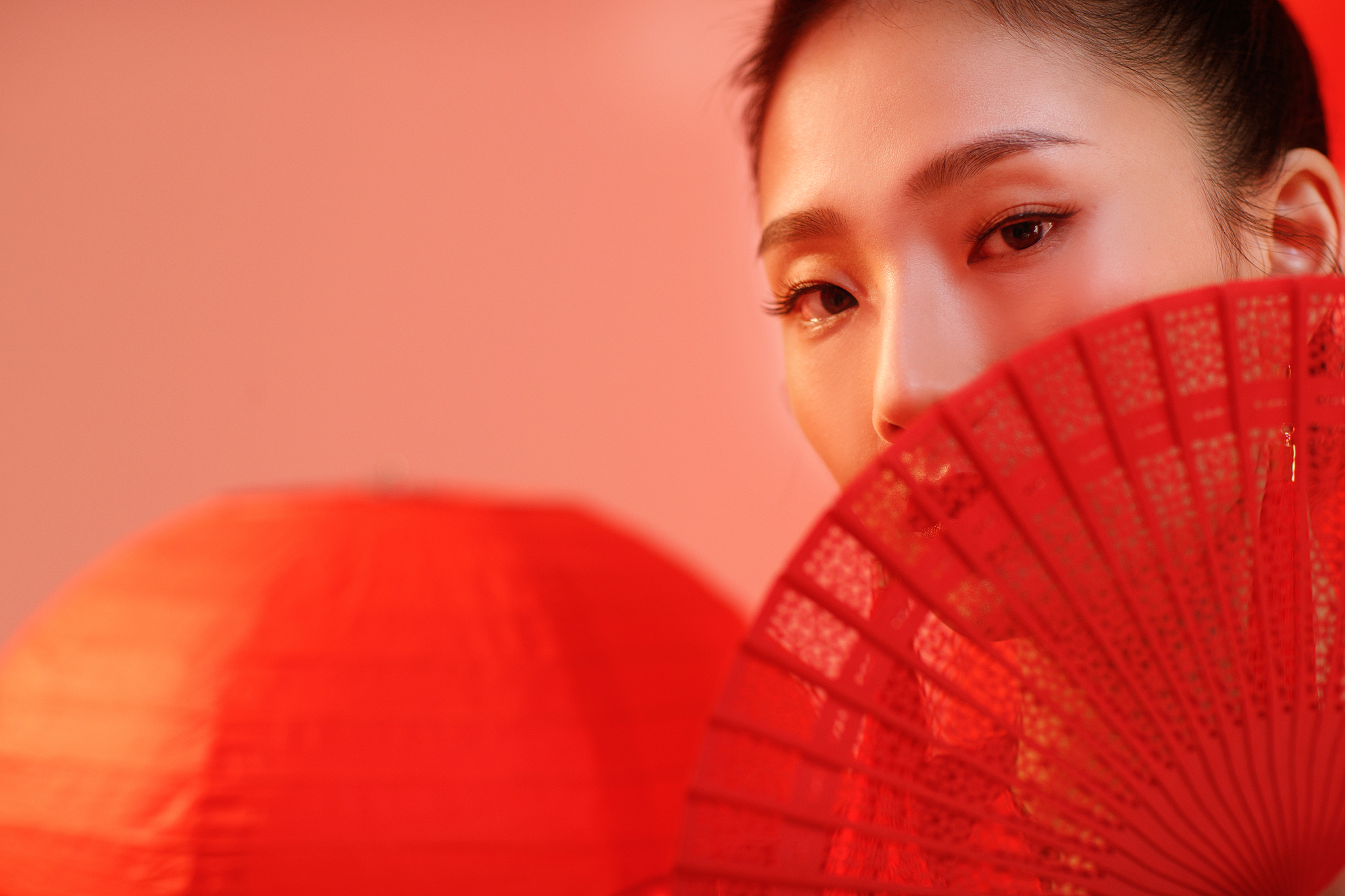请你写几个描写女性悲哀的小标题