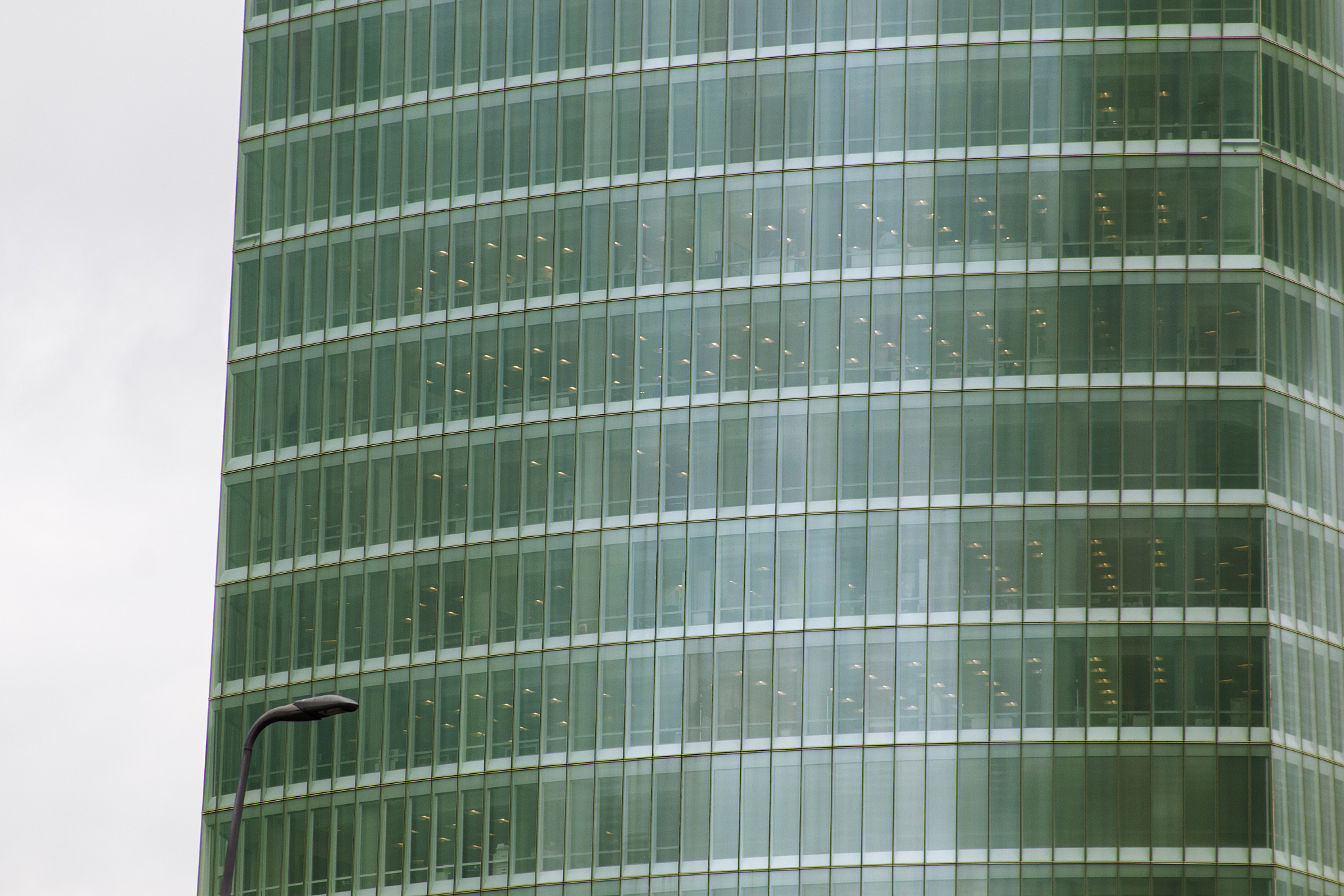 office building wtih glass reflective