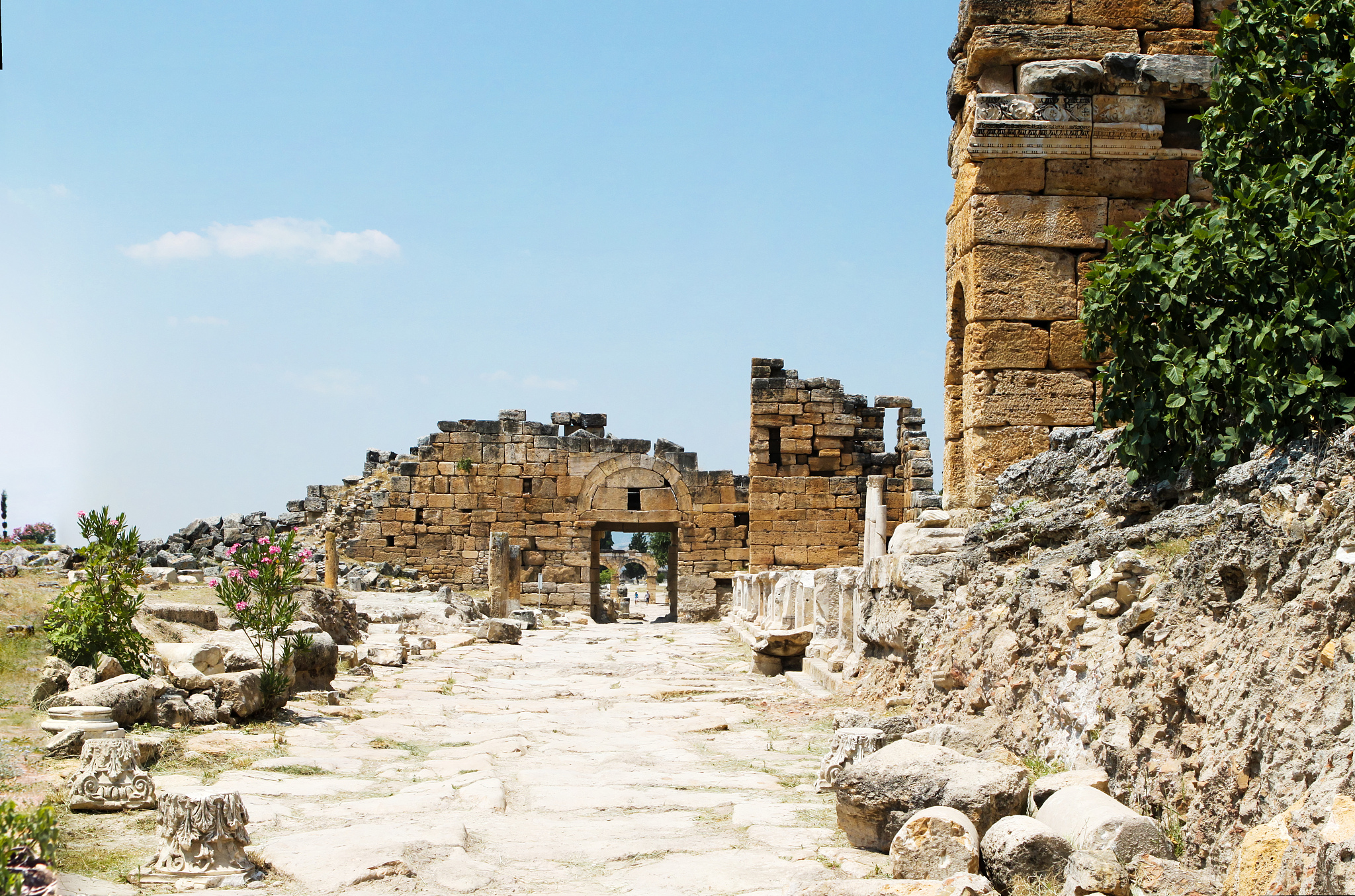 pamukkale. turkey. ruins of hierapolis, ancient city