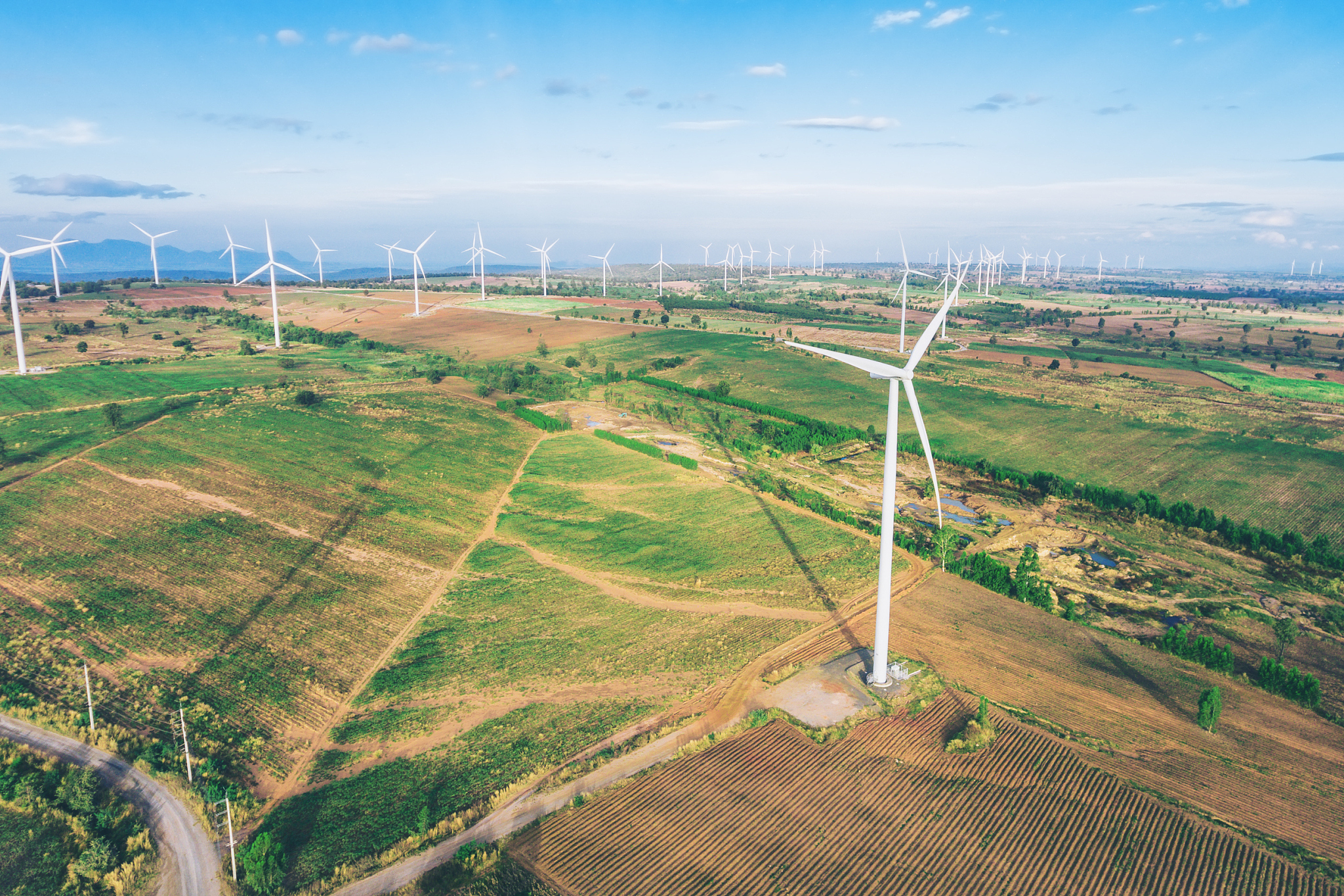 超高装配式风电混凝土塔筒绿色智能建造关键技术及装备研究：理论与社会价值