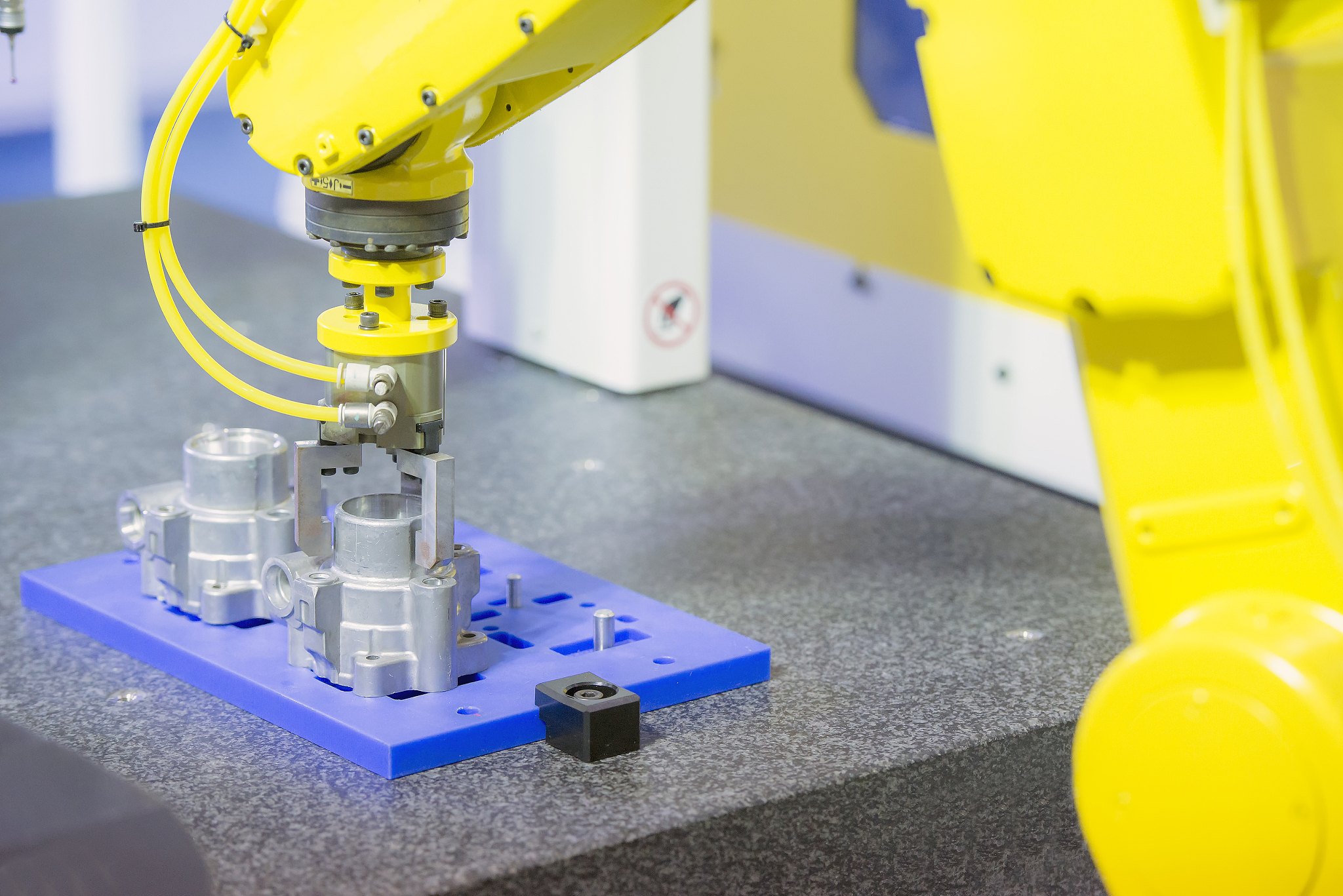 重庆机械技师学院2022年报名条件：入学要求及未来发展方向