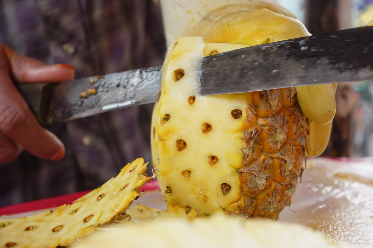 凤梨有酒精味还能吃吗