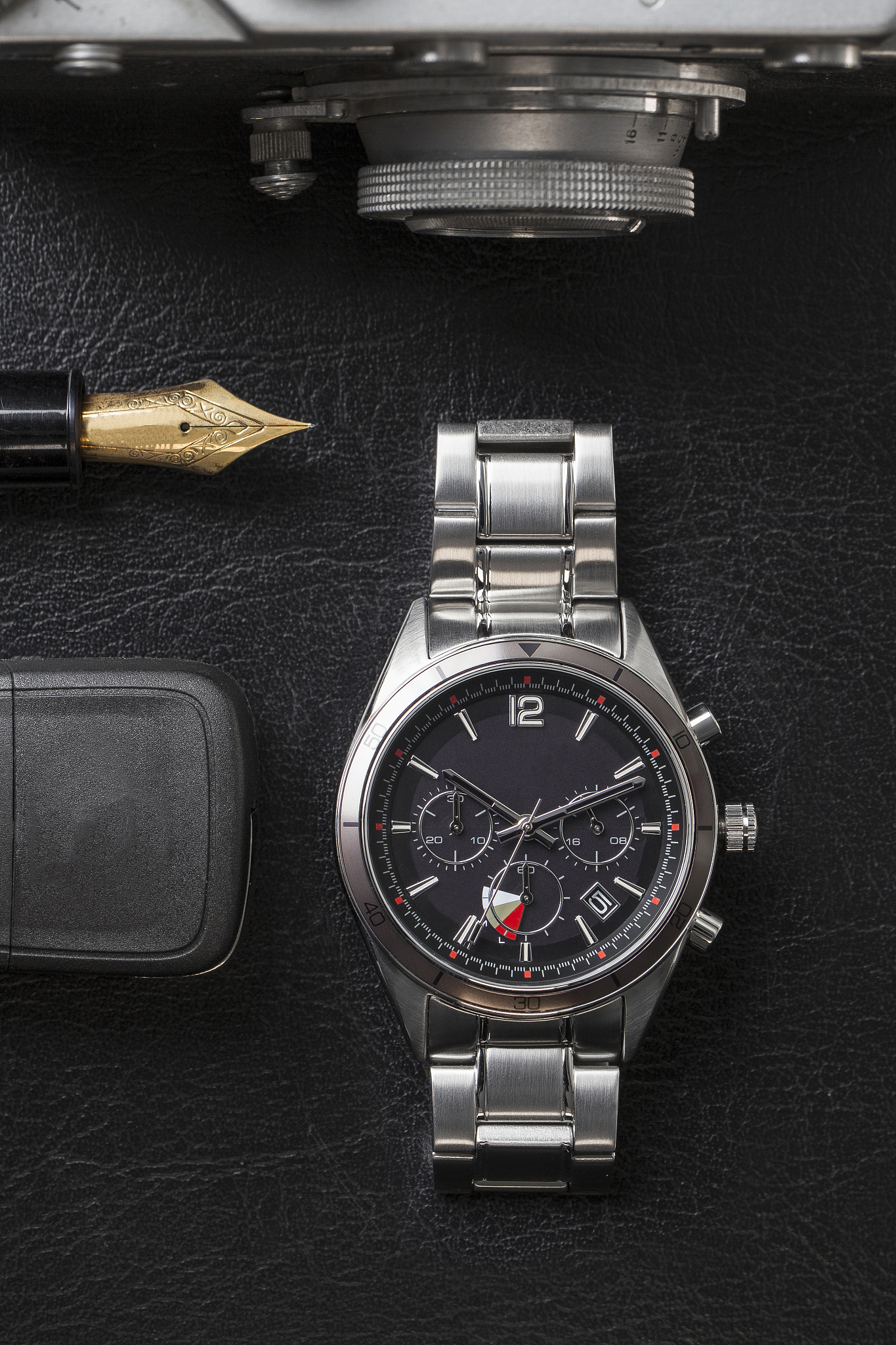 man travel accessories