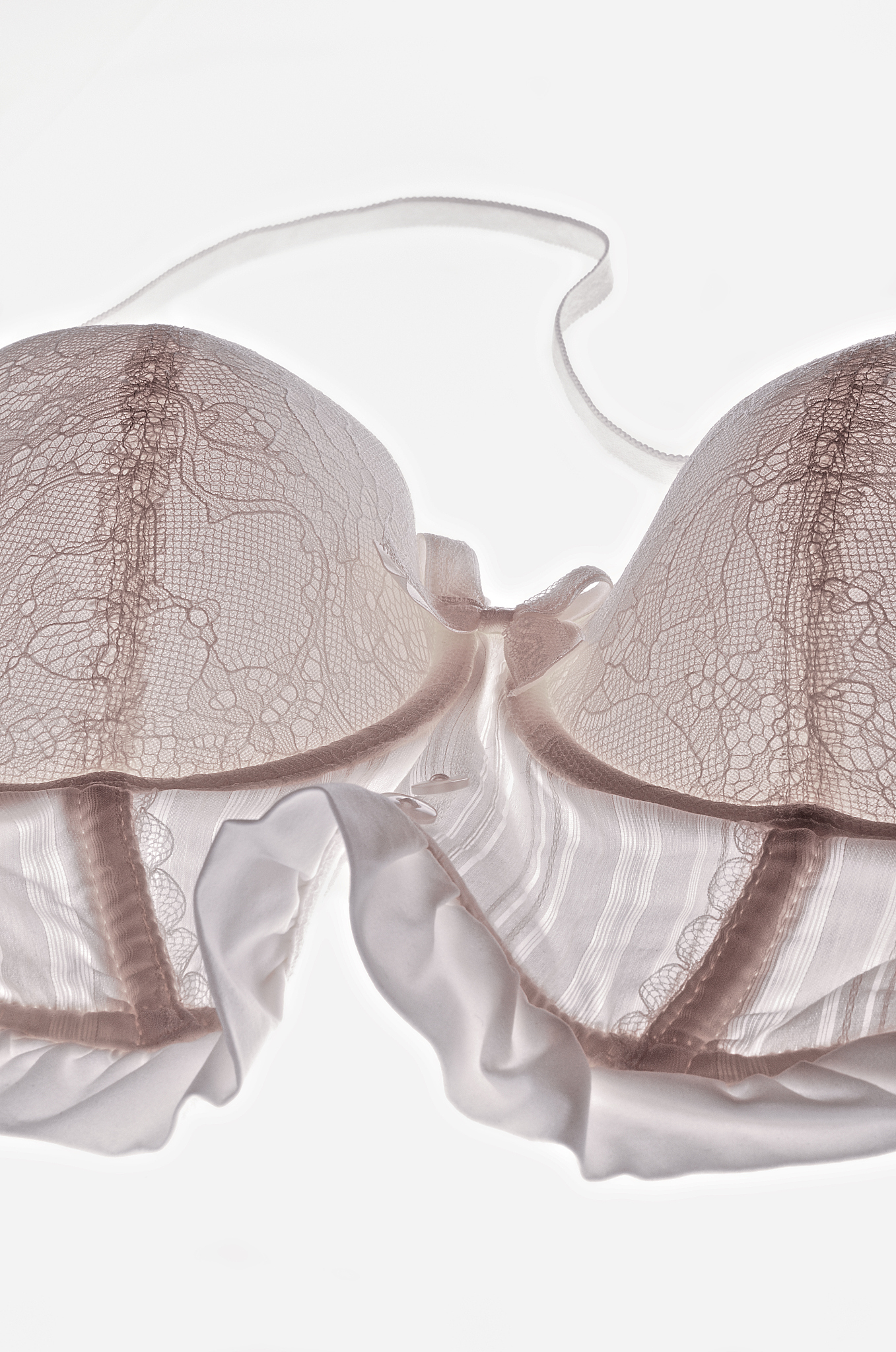 轻盈舒适，让你的夏日更自在 - XXX品牌夏日新品内衣推荐