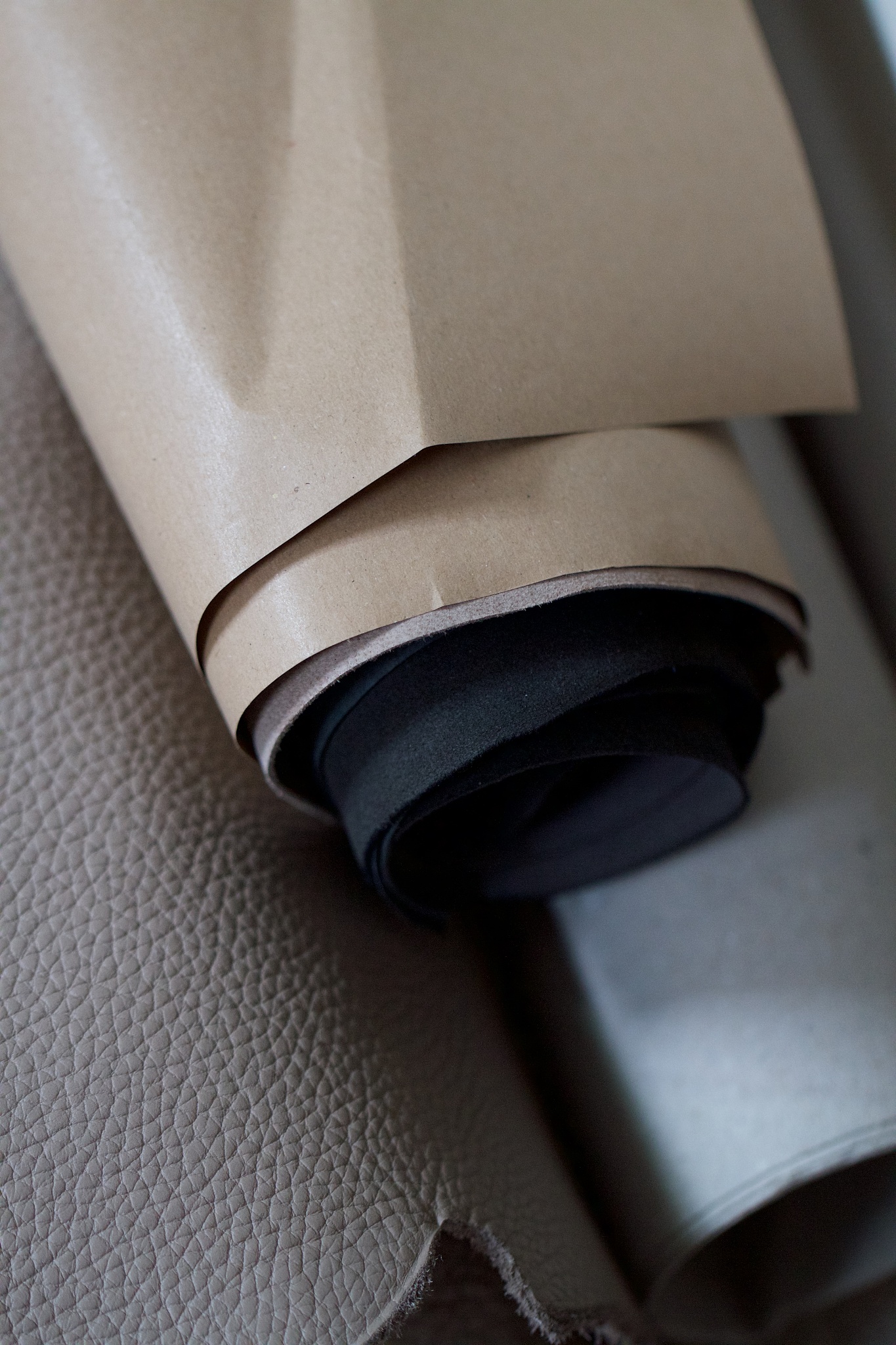 牛皮太硬怎么弄软，