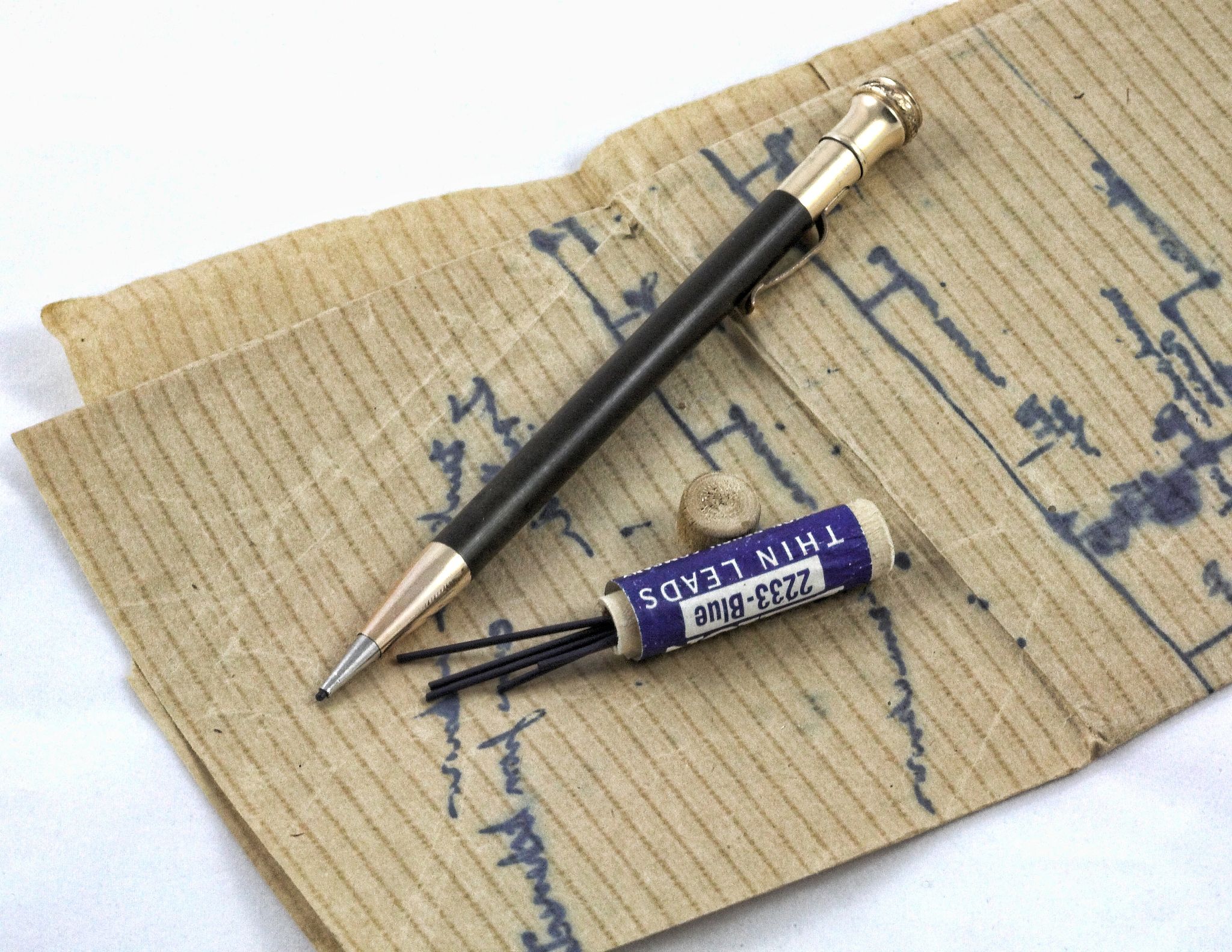 战术笔用什么型号的笔芯