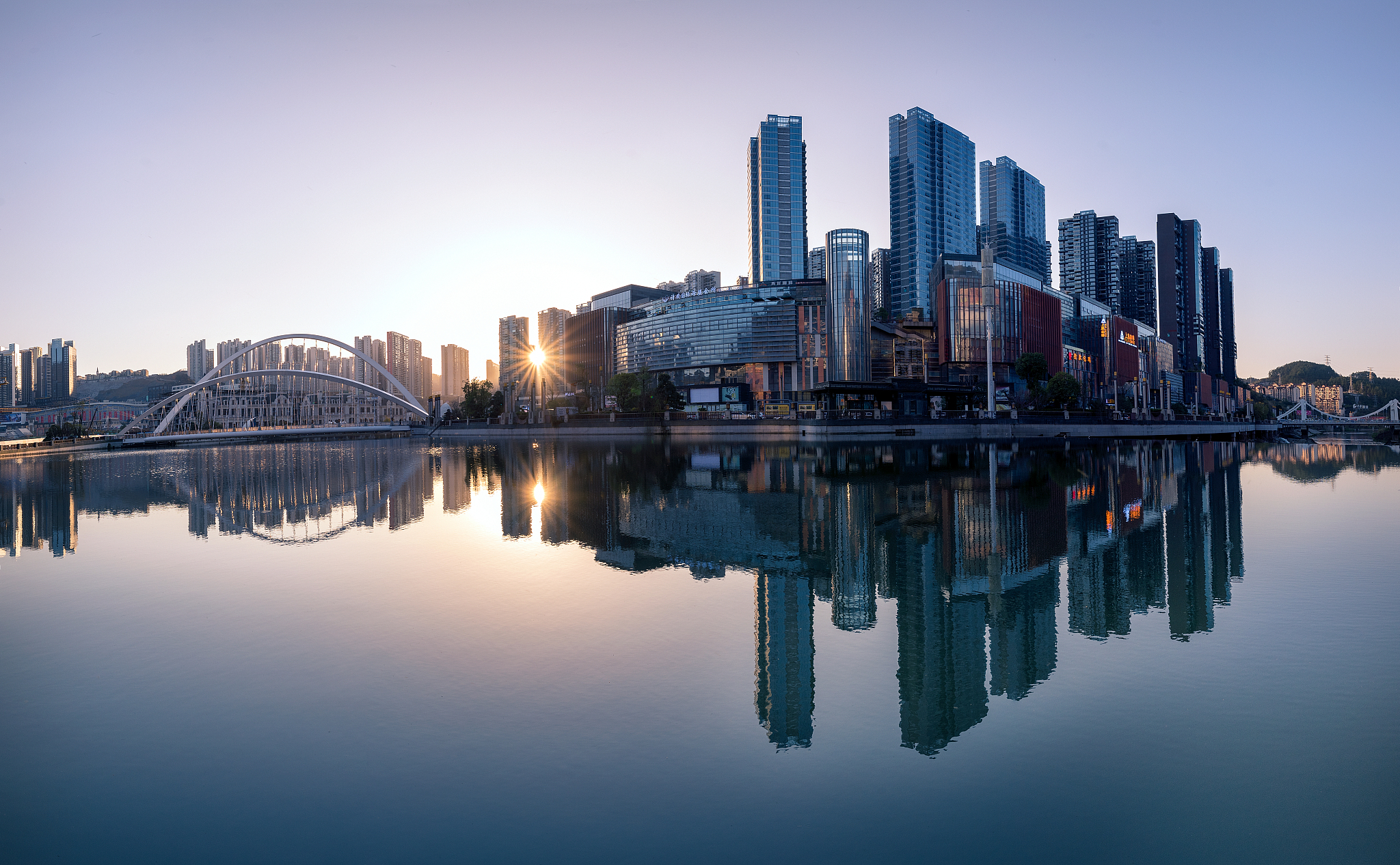 方舟手游嘟嘟霸王龙版本更新！全新地图、任务等你来体验！