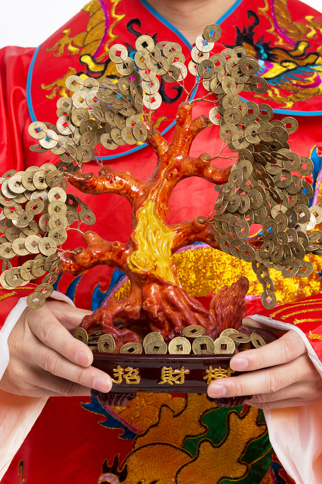你能帮我设计一个有关中国传统节日的网页吗
