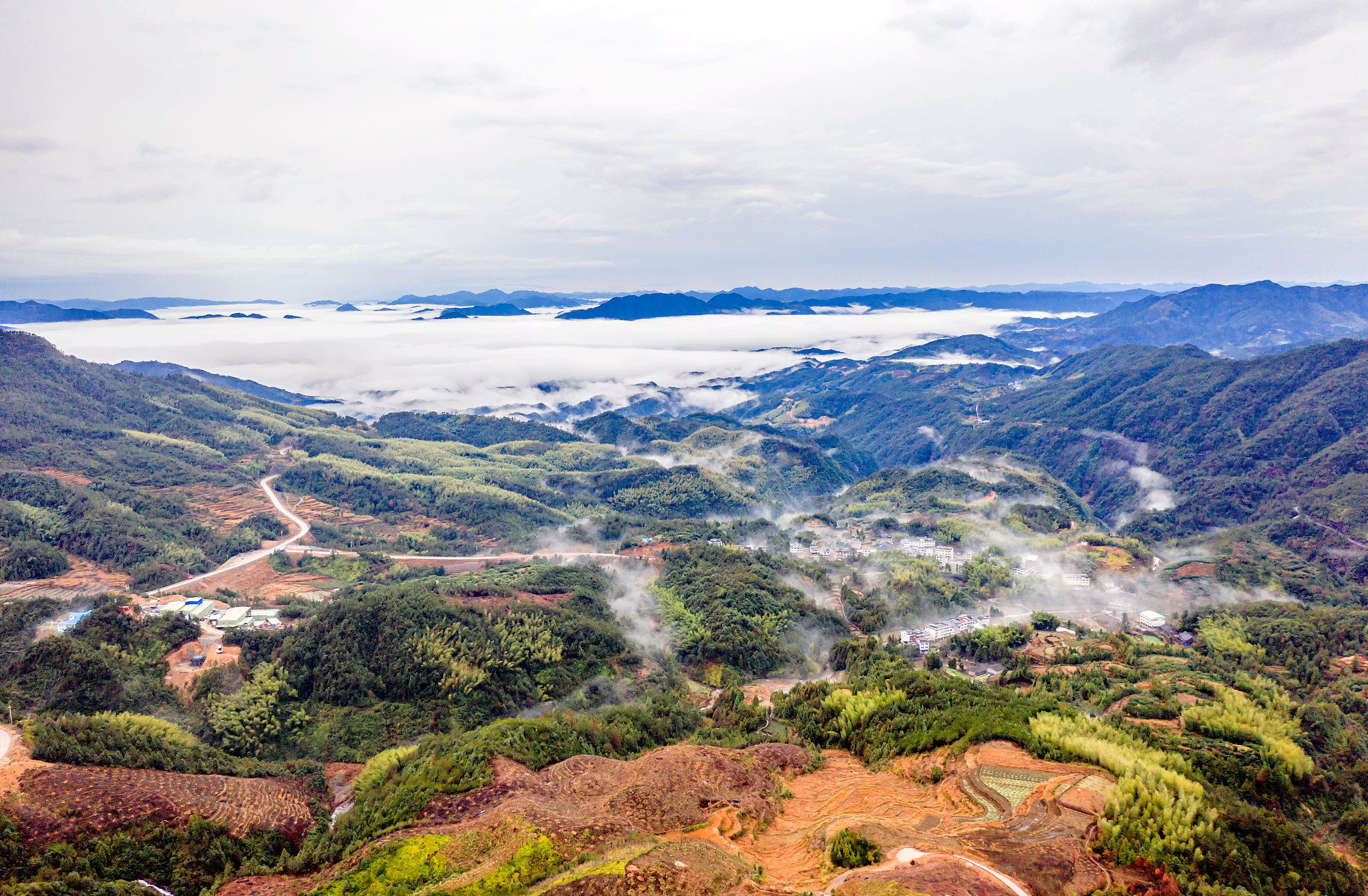 重庆北碚区地理特征 - 山水资源丰富，生态优美