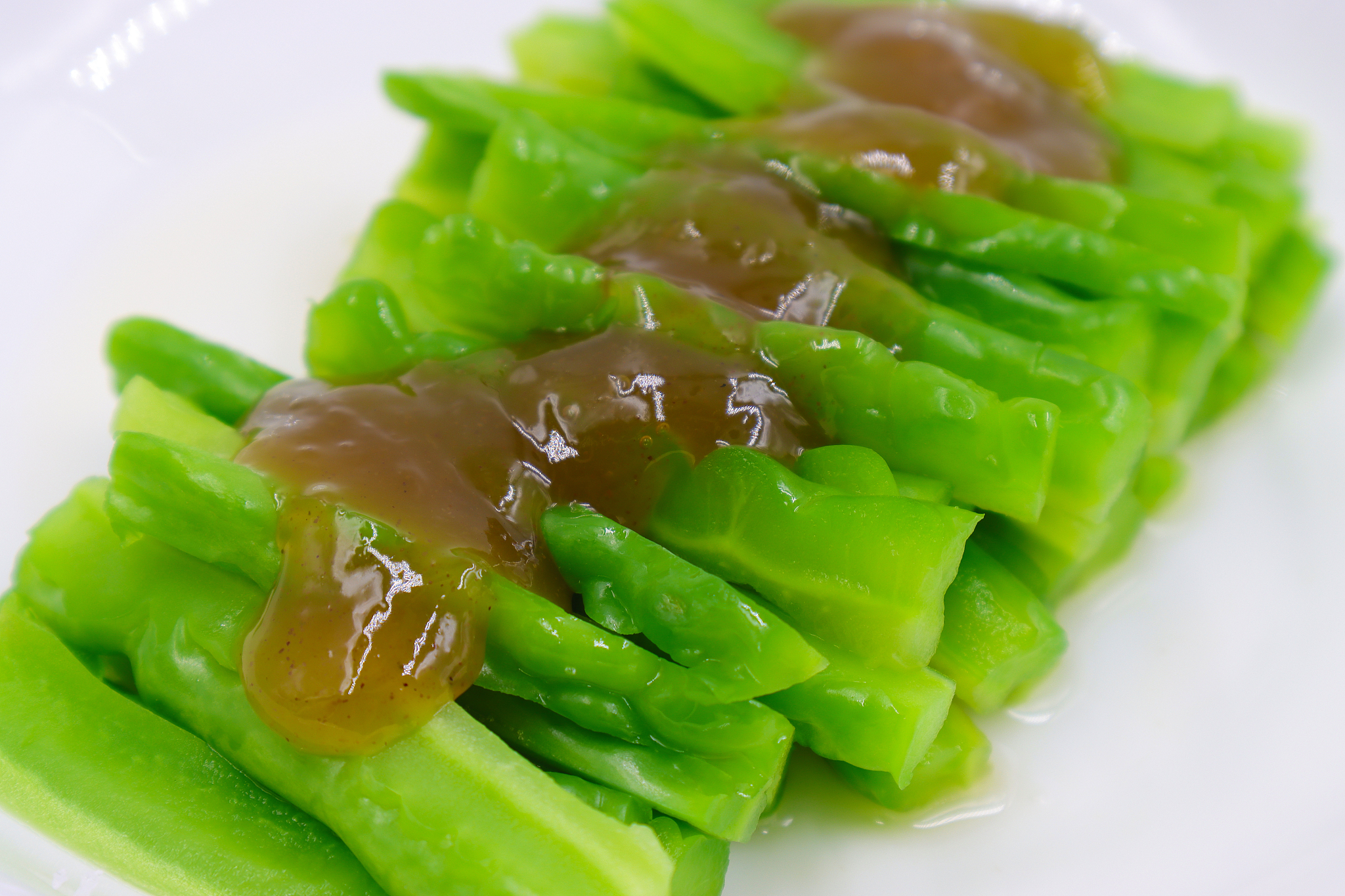 环境舒适的老店：啫啫咸蛋黄凉瓜和啫啫生肠