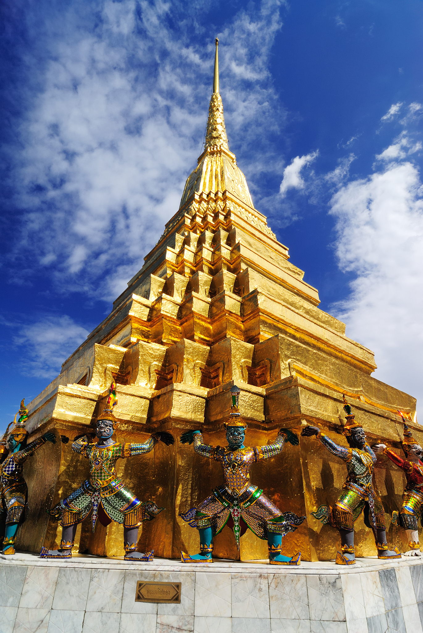 golden pagoda