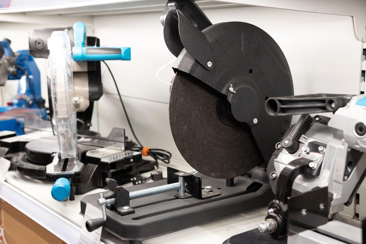 What Is a Slitter Blade: Definition, Types, Materials & More