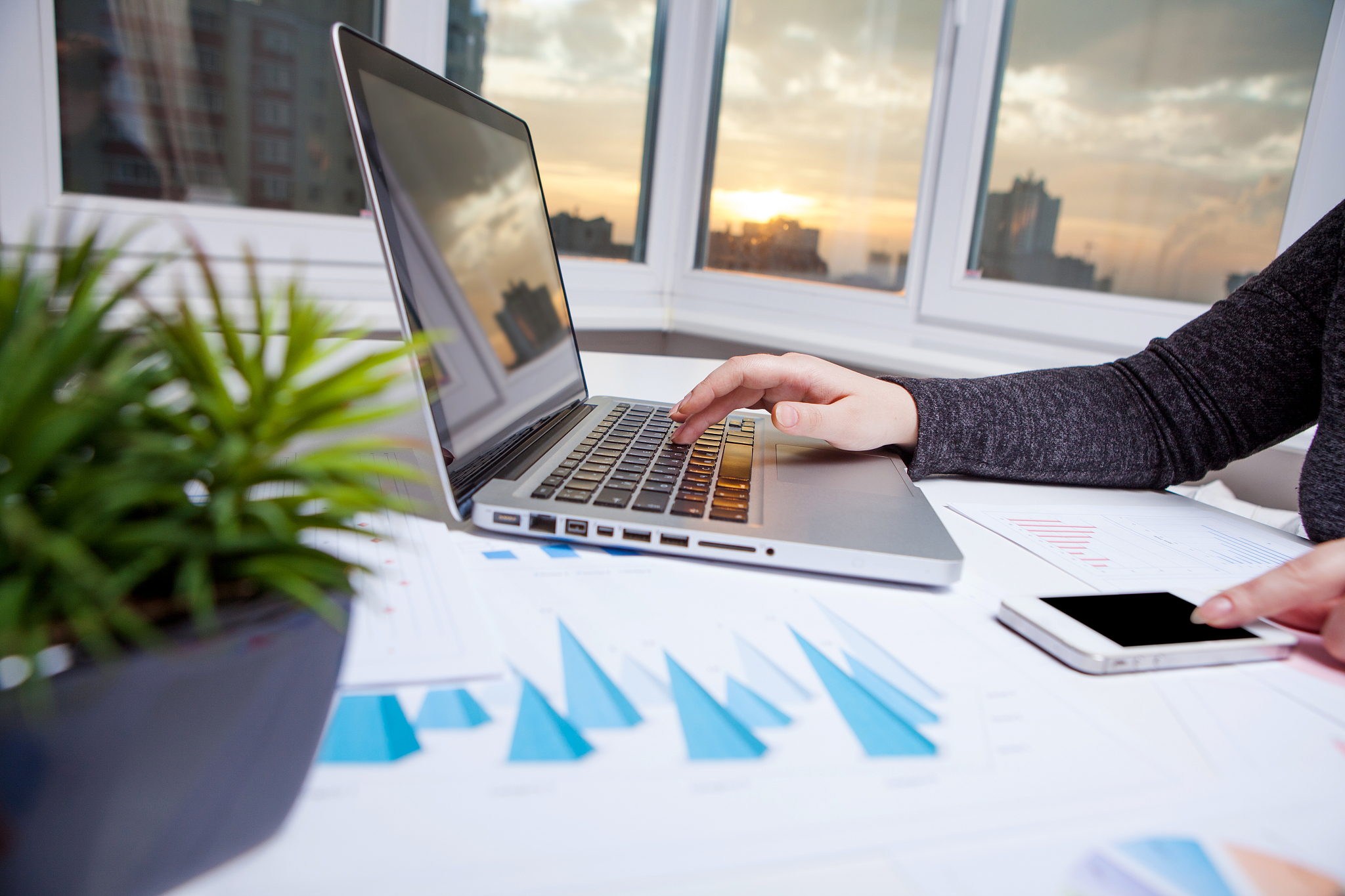 辽宁商贸职业学院国际商务专业如何好学吗