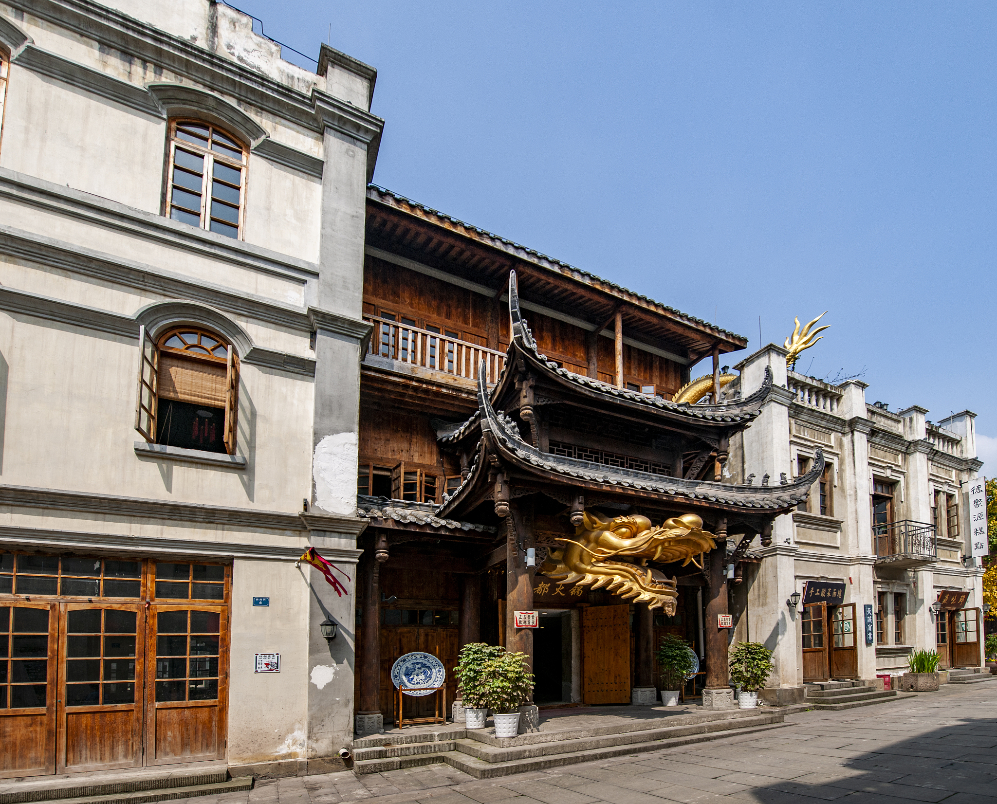 重庆卫校有哪些类型？盘点重庆市卫校的分类和特点