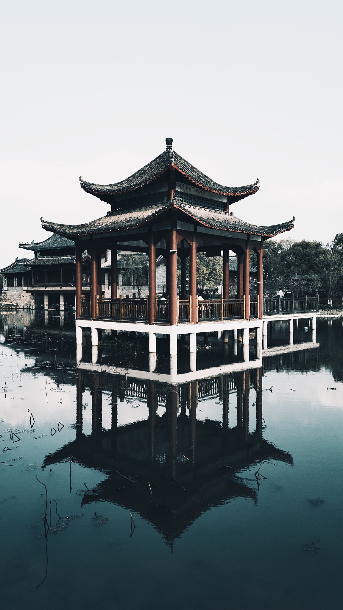 描写亭台楼阁的句子