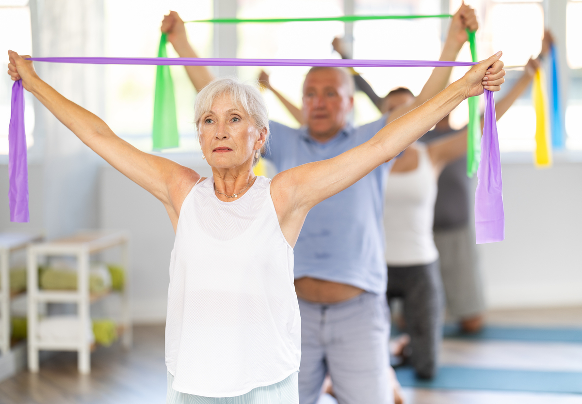 60-70岁增肌训练指南：提高肌肉力量和健康