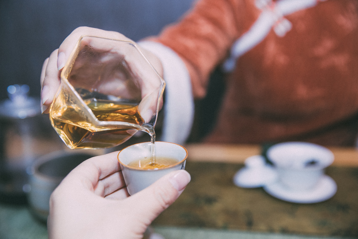 2 茶经 中如何强调煮茶用水等级的3 唐代制茶程序是怎样的4 陆羽提倡的三沸清