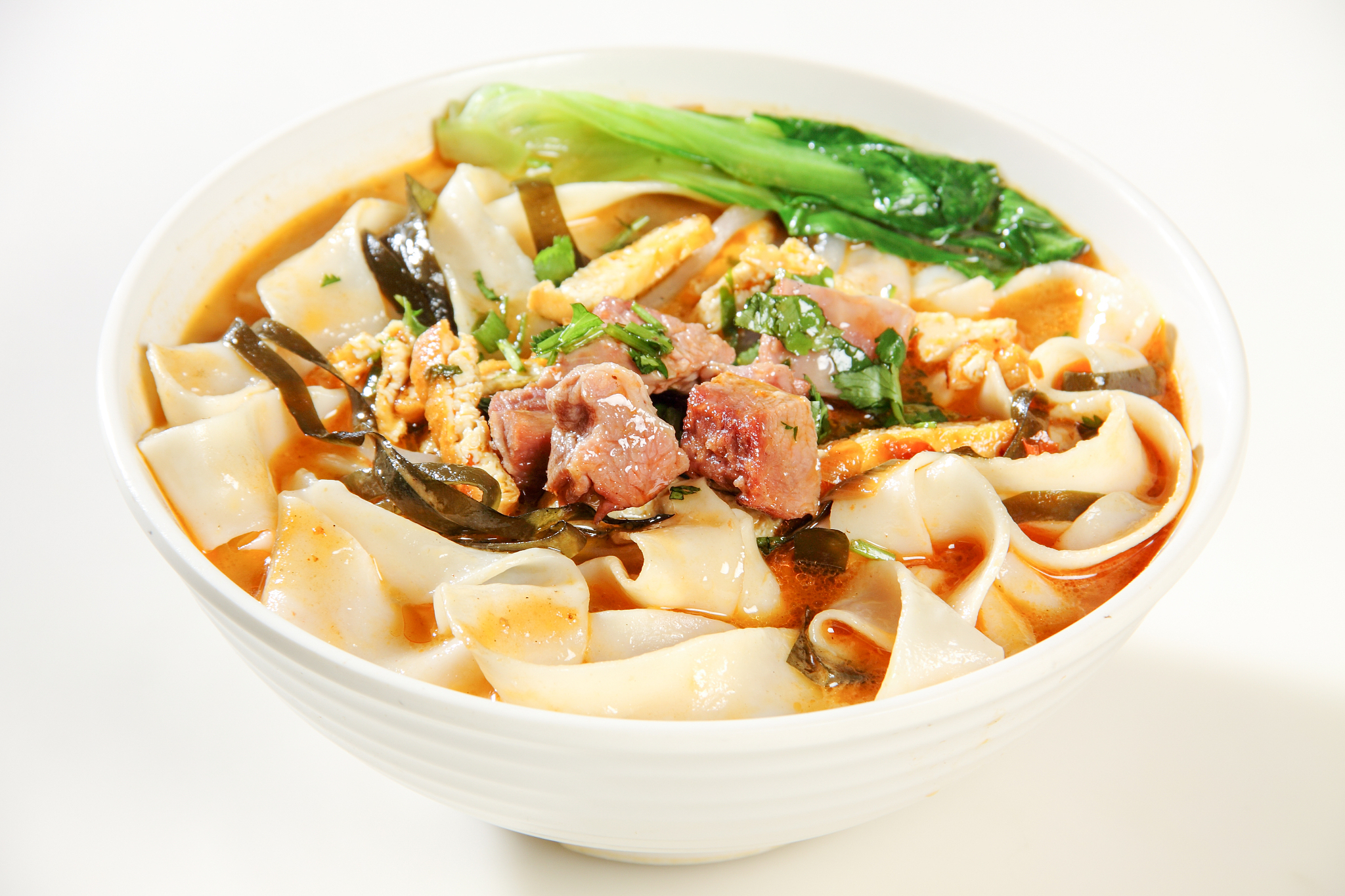 你是鲁迅，我现在要拍一条关于扯面的美食视频，请你帮我编辑出相关的文案