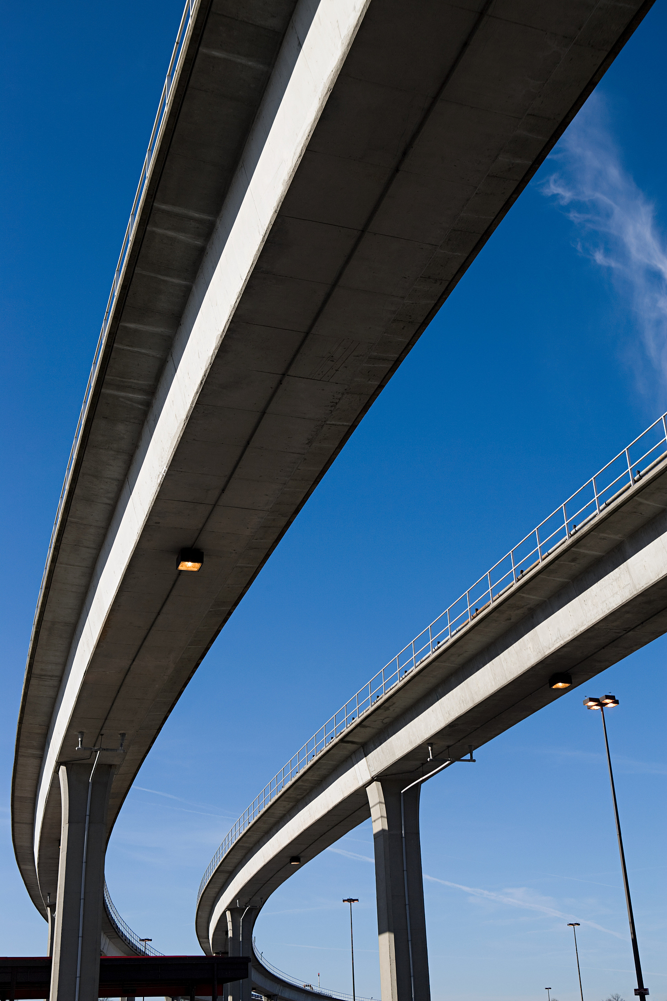 武汉铁路桥梁高级技工学校招生简章：开启你的桥梁梦想