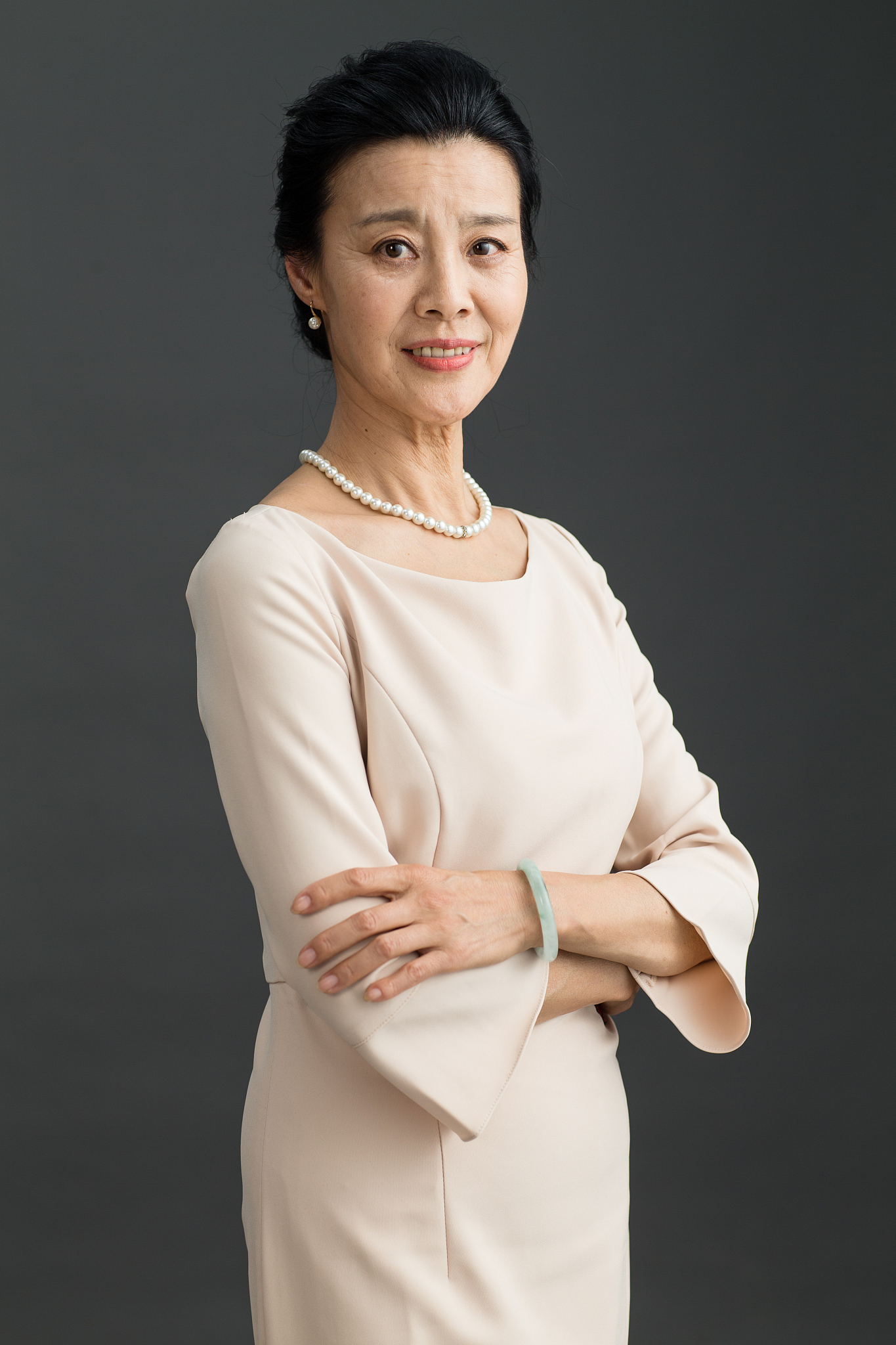 优雅女士肖像