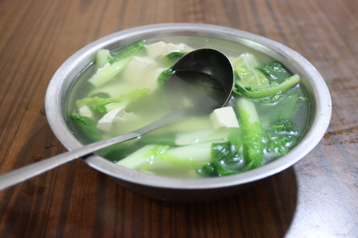 莴笋三鲜汤的做法：简单美味，营养丰富