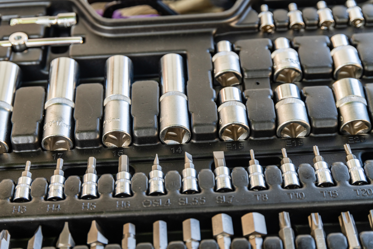 请给我一个20字物品描述 名称：初级拆卸器 概率25能拆卸宝石