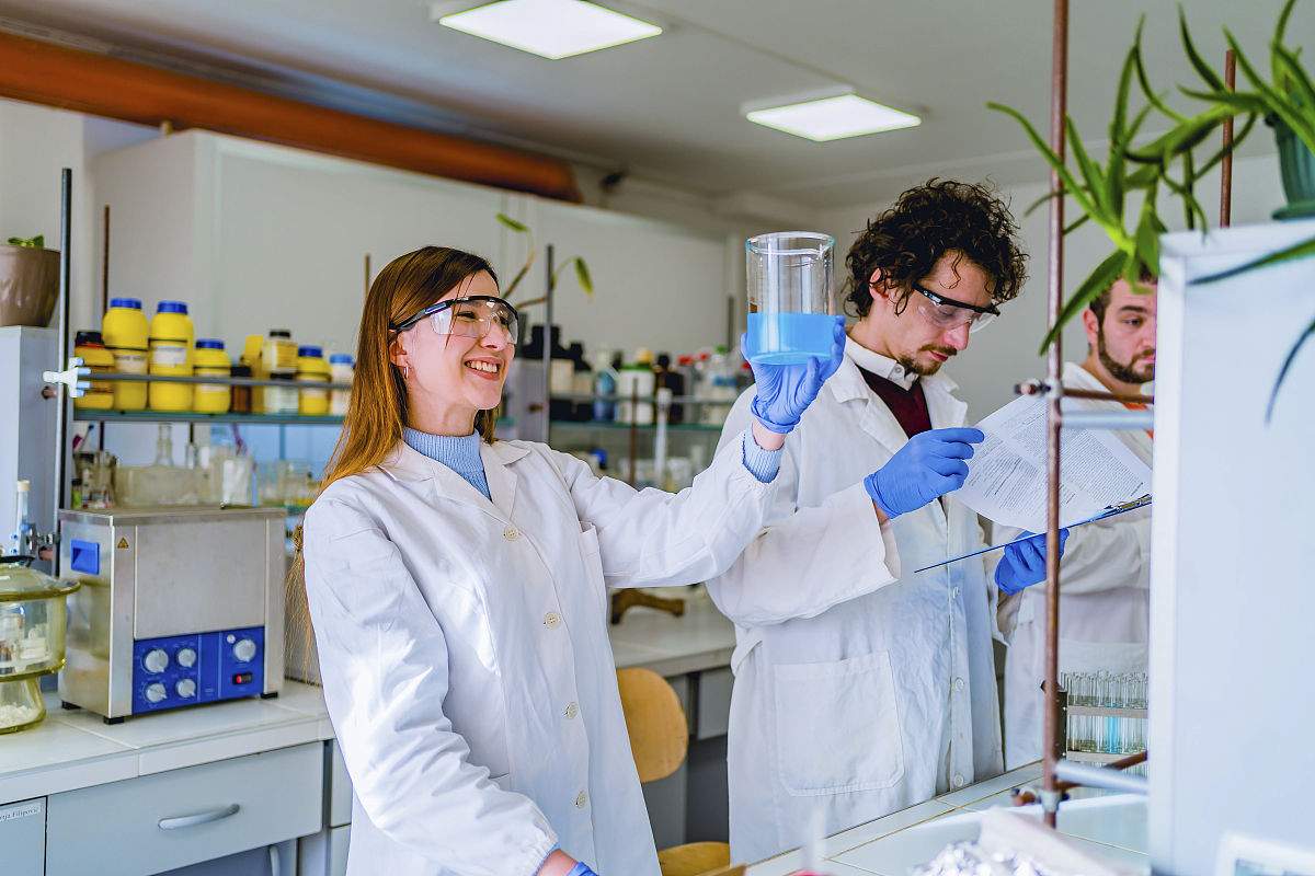 河北的卫校读药剂学哪几门功课怎么样