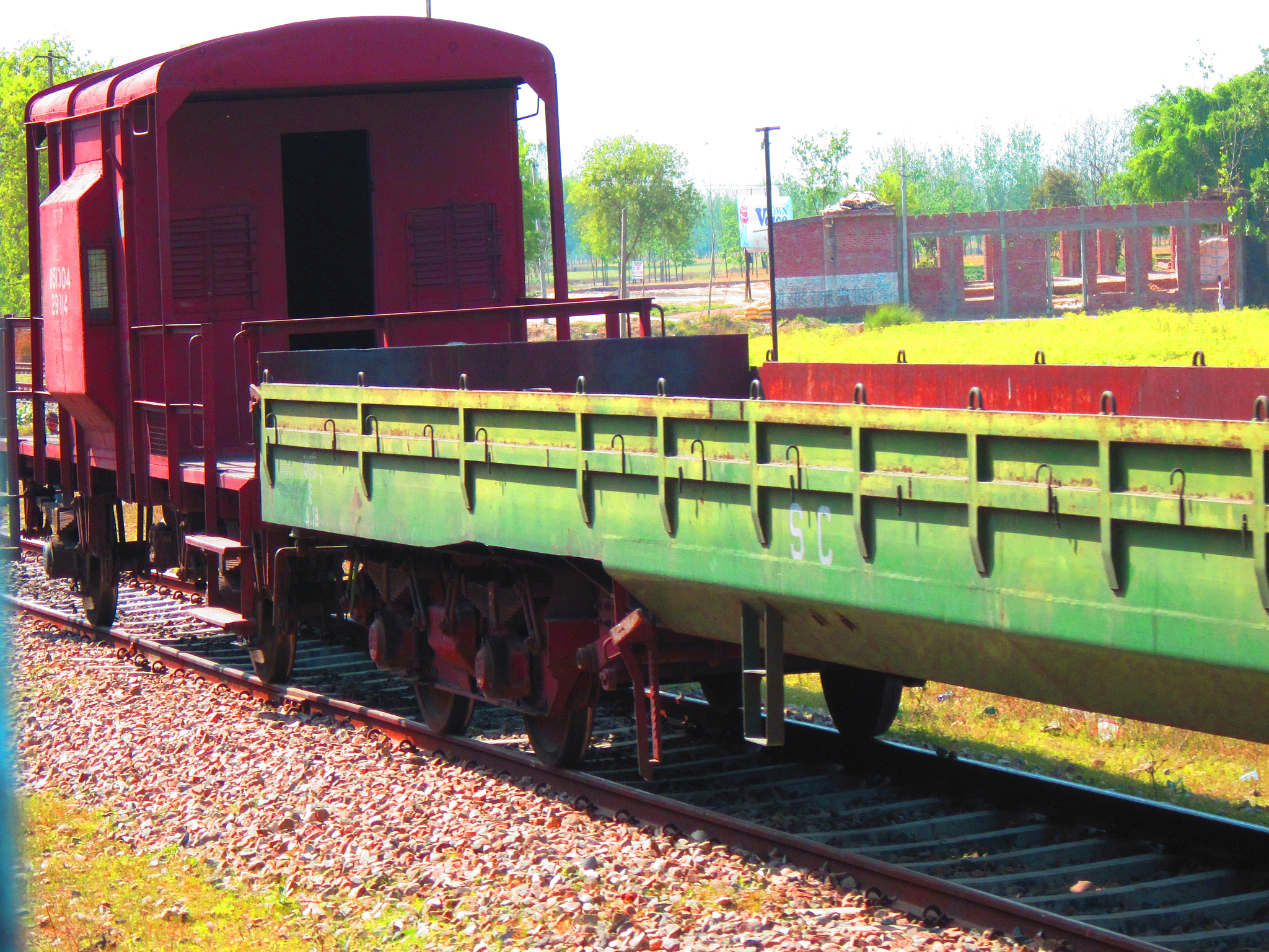 2020年重庆轻工业学校铁路运输专业与管理简介