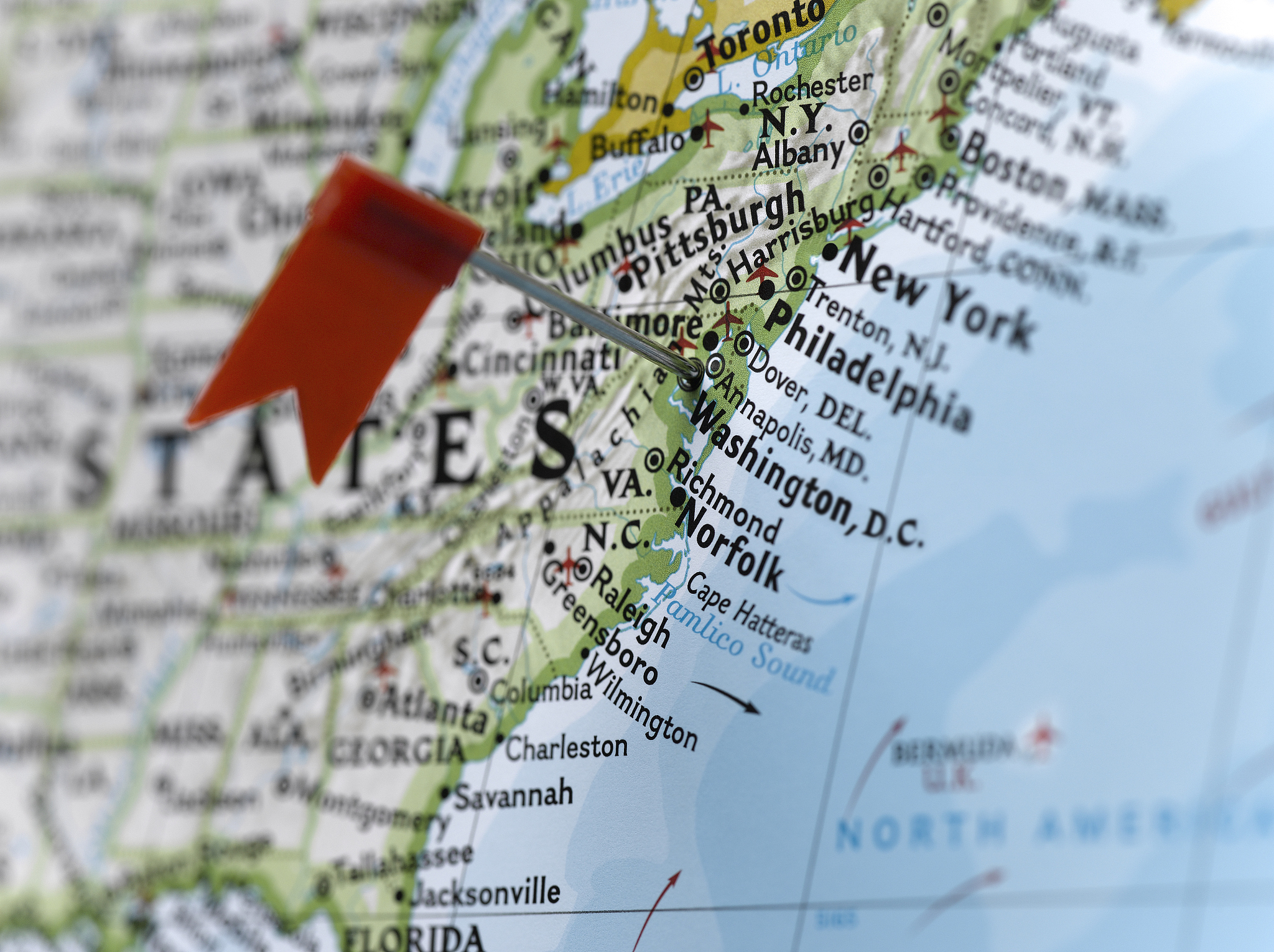 美国距离中国多远