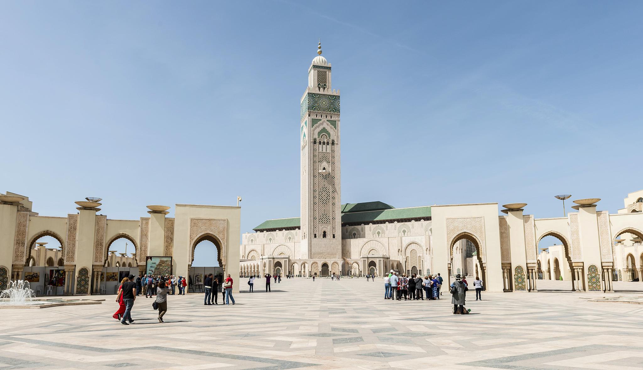 hassan ii mosque, grande mosquee hassan ii, moorish architecture