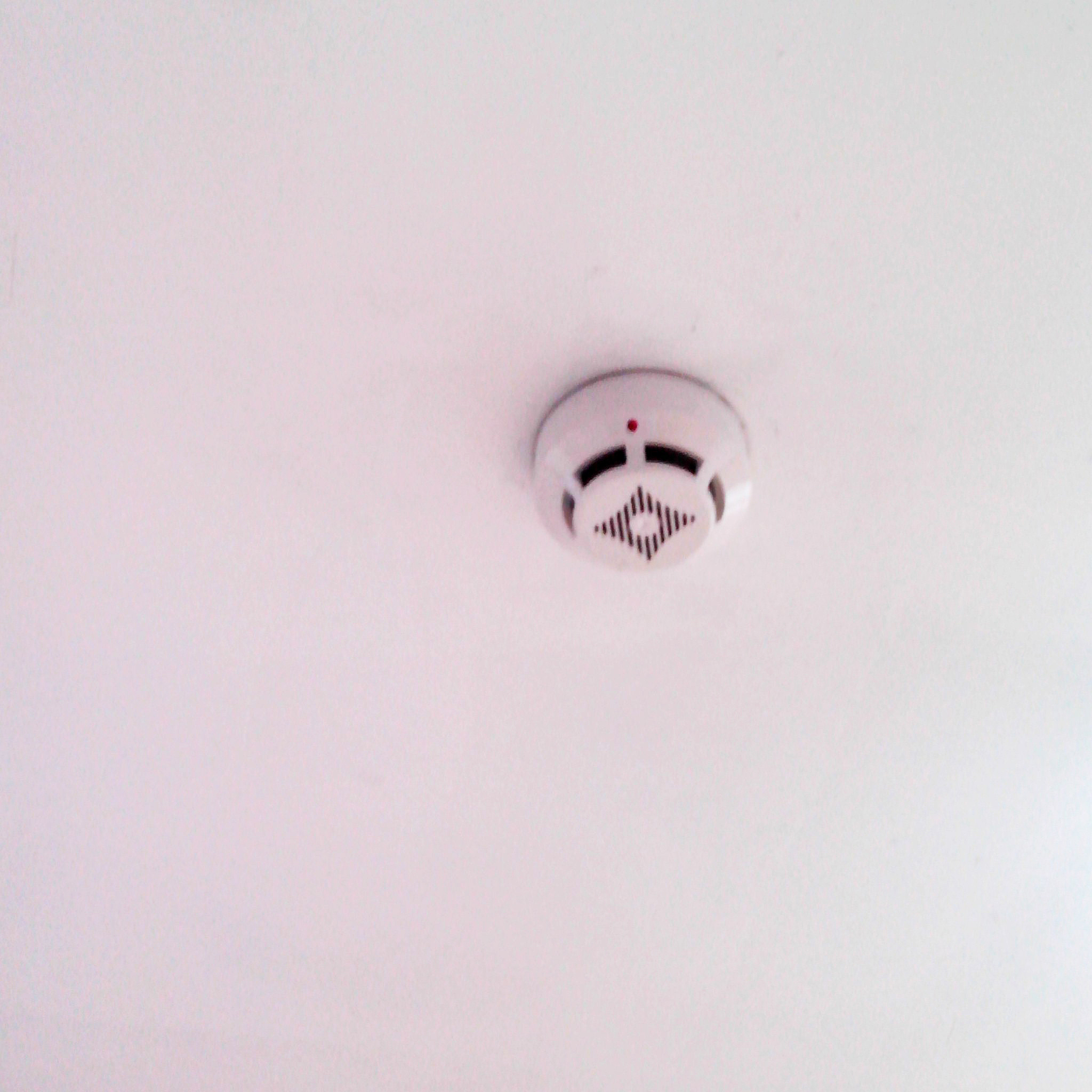 人体的安全辐射量是多少普通家电的辐射量是多少烟雾警报器有高额辐射对人体有威胁？